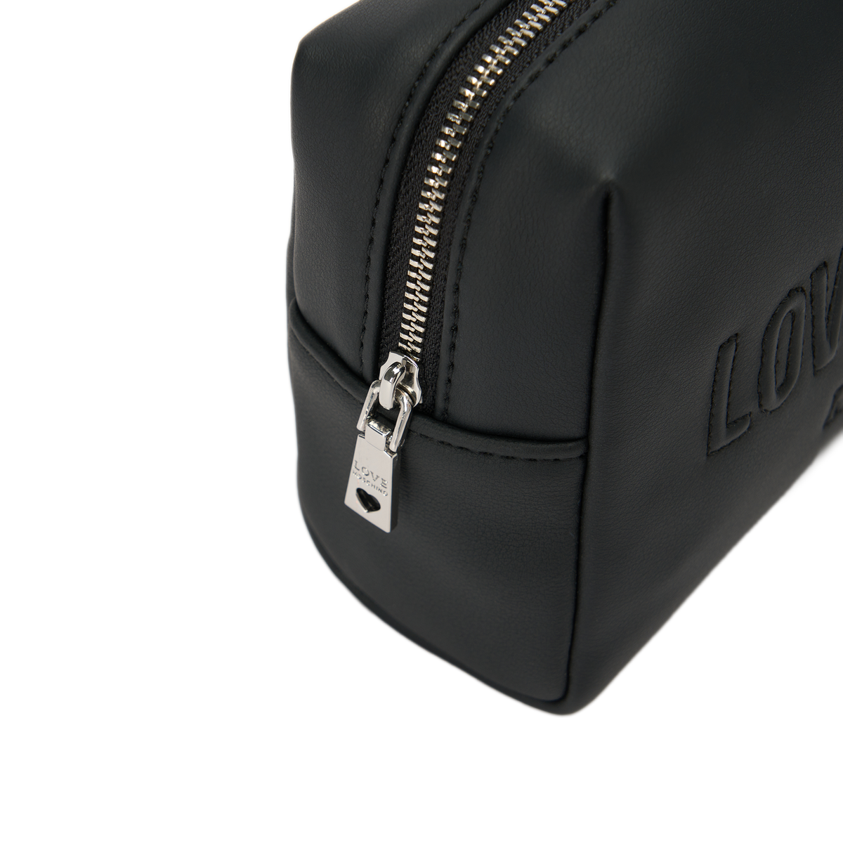 러브 모스키노(LOVE MOSCHINO) 엠보 로고 파우치 블랙
