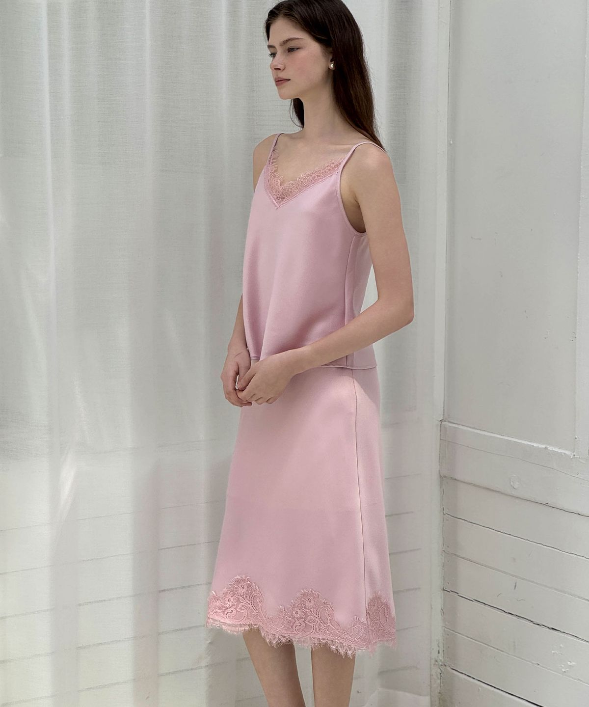 로트르드민(LAUTREDE MIN) Lautre Lace Satin flare Pink skirt