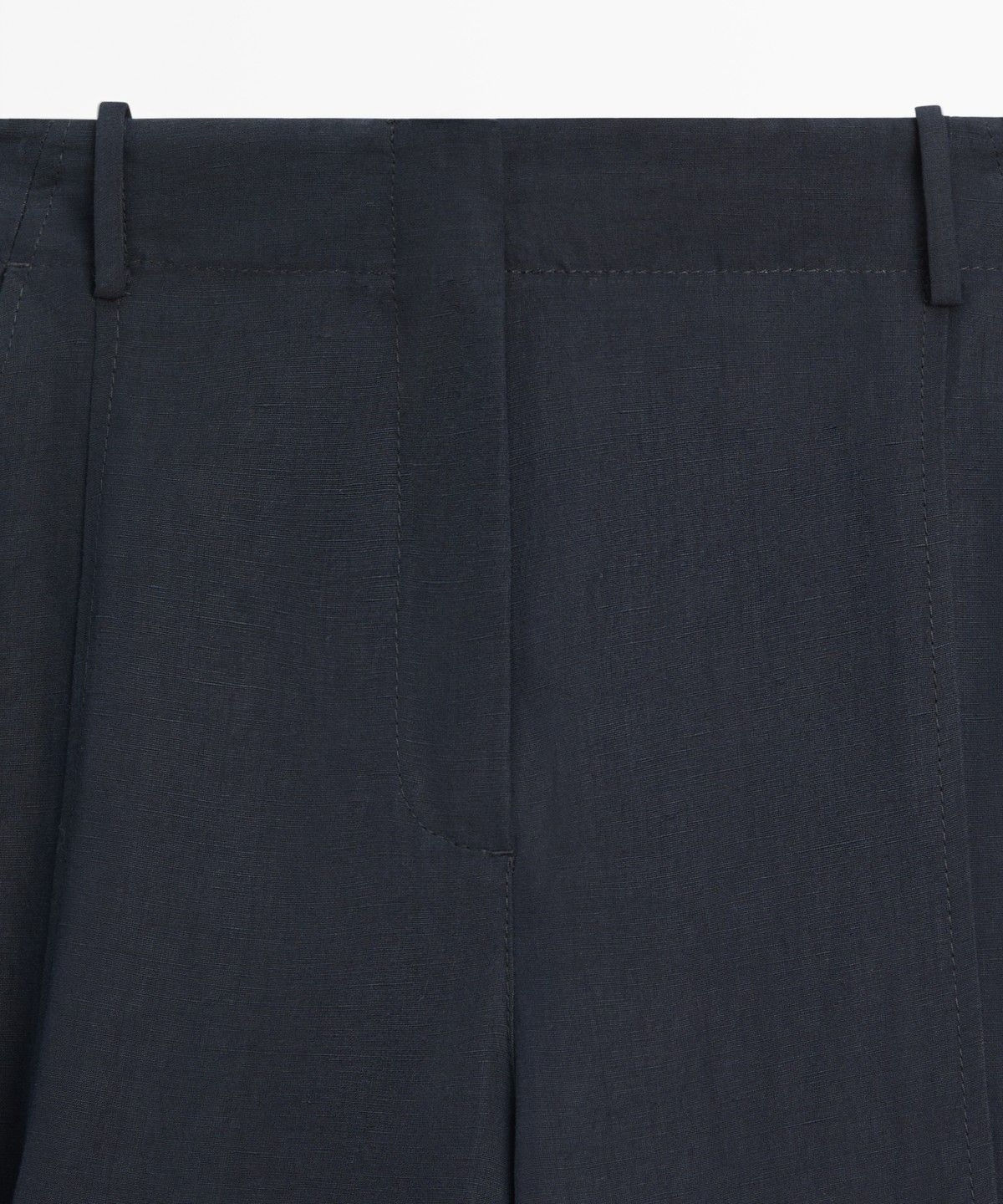 마시모두띠(MASSIMO DUTTI) 버튼 디테일 플루이드 린넨 블렌드 팬츠