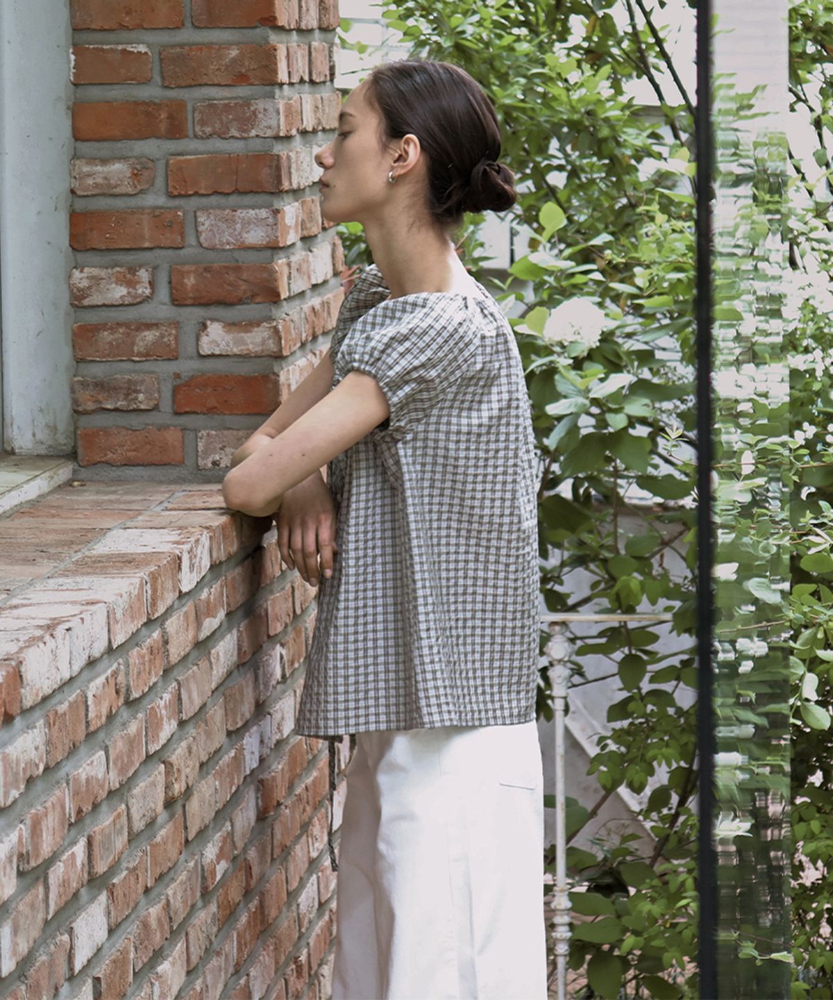 퀸스래빗(Q'SRB) String Shirring Check Puff Blouse_Ivory_2colors