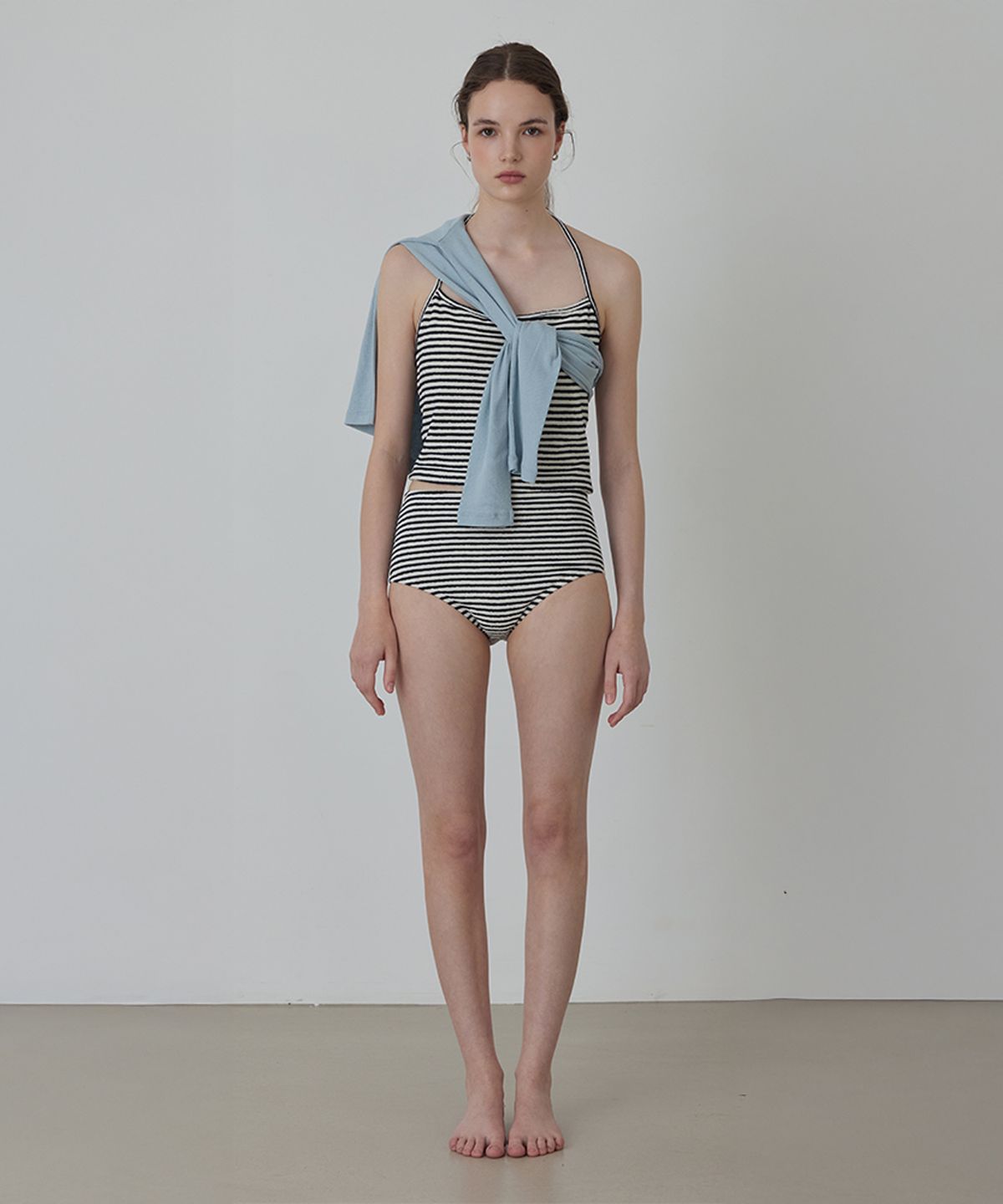 퀸스래빗(Q'SRB) Terry Back-Button Halter Tie-Neck Swimwear