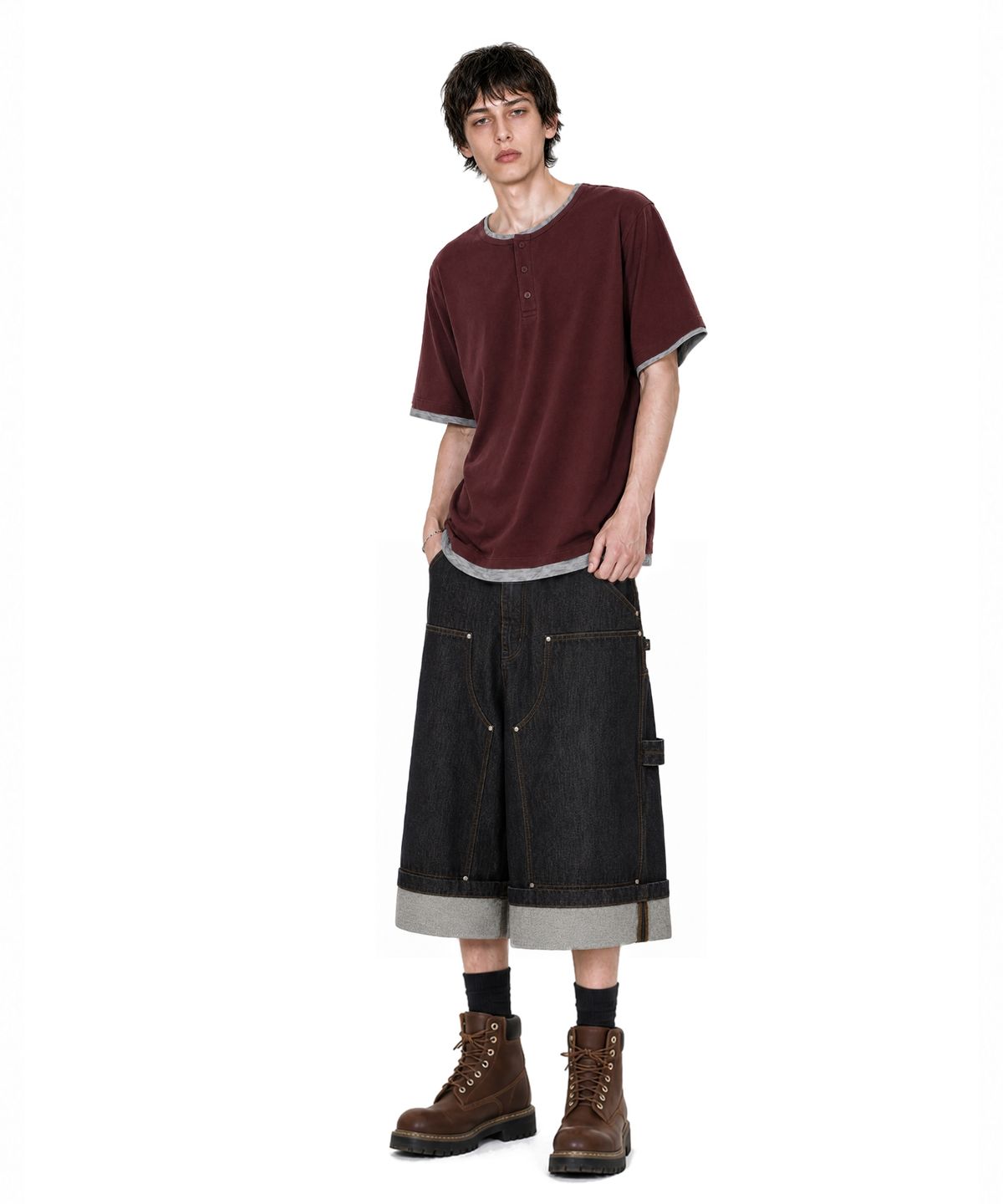 아이돈워너셀(IDWS) Layered Henley Neck T-Shirt Burgundy