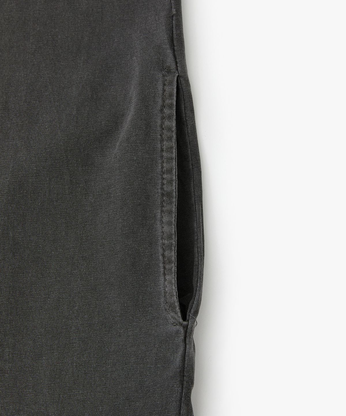 정감 스튜디오(JEONGGAM STUDIOS) Pigment Dyed Cut Off Sleeveless Long Dress_2 Color