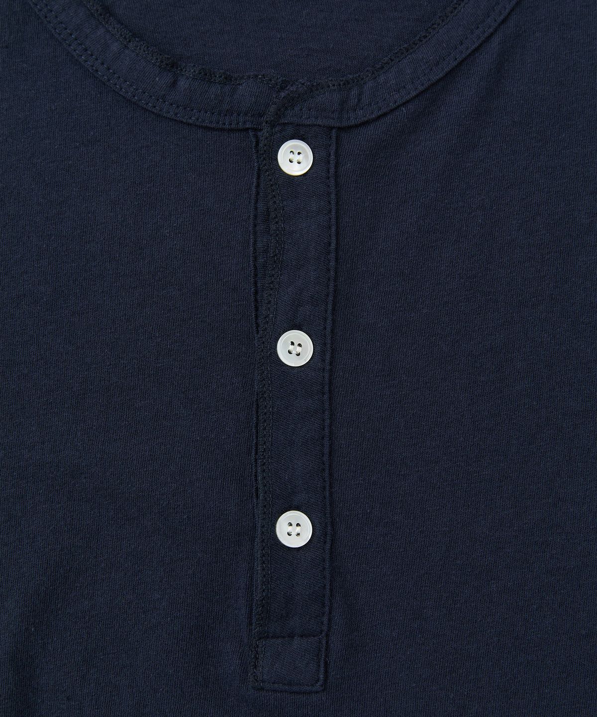 정감 스튜디오(JEONGGAM STUDIOS) Retro Button Tee_3 Color
