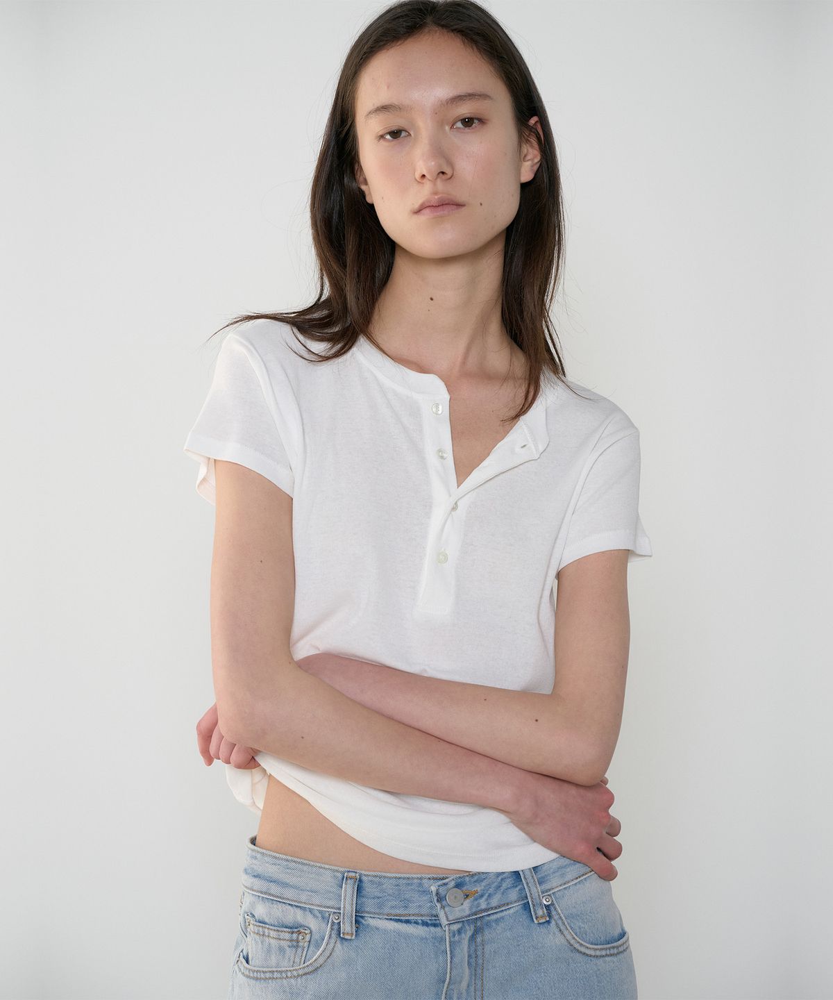 정감 스튜디오(JEONGGAM STUDIOS) Henley Neck Short Sleeve Tee_5 Color