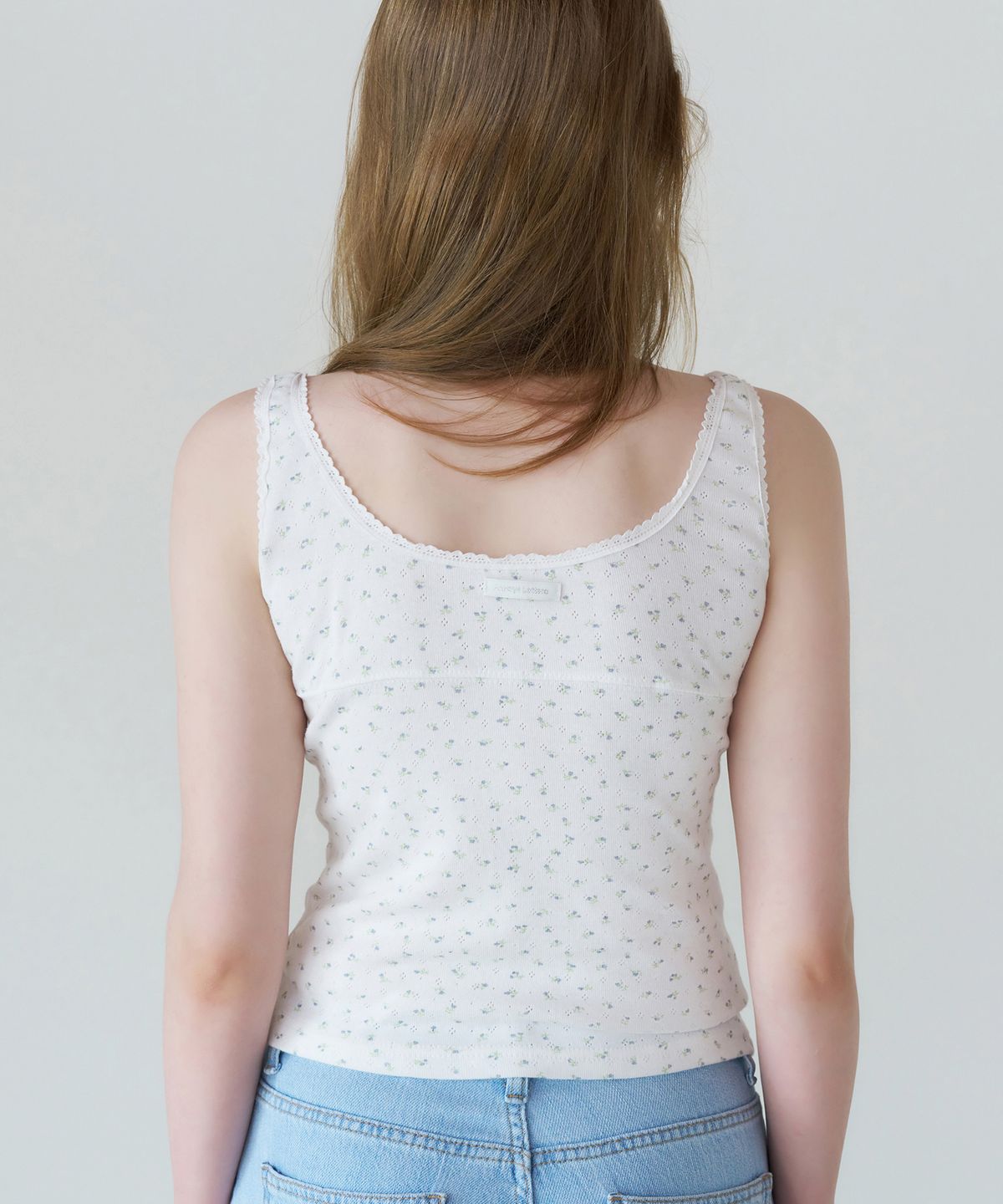 레테라(LETTERA) Lace Trim Sleeveless Top