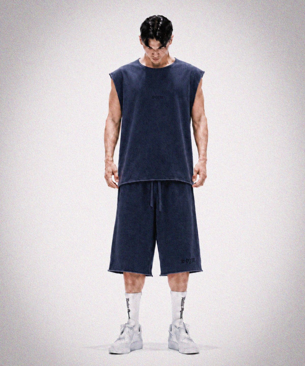 스티그마(STIGMA) RAW-CUT PIGMENT BURMUDA PANTS NAVY