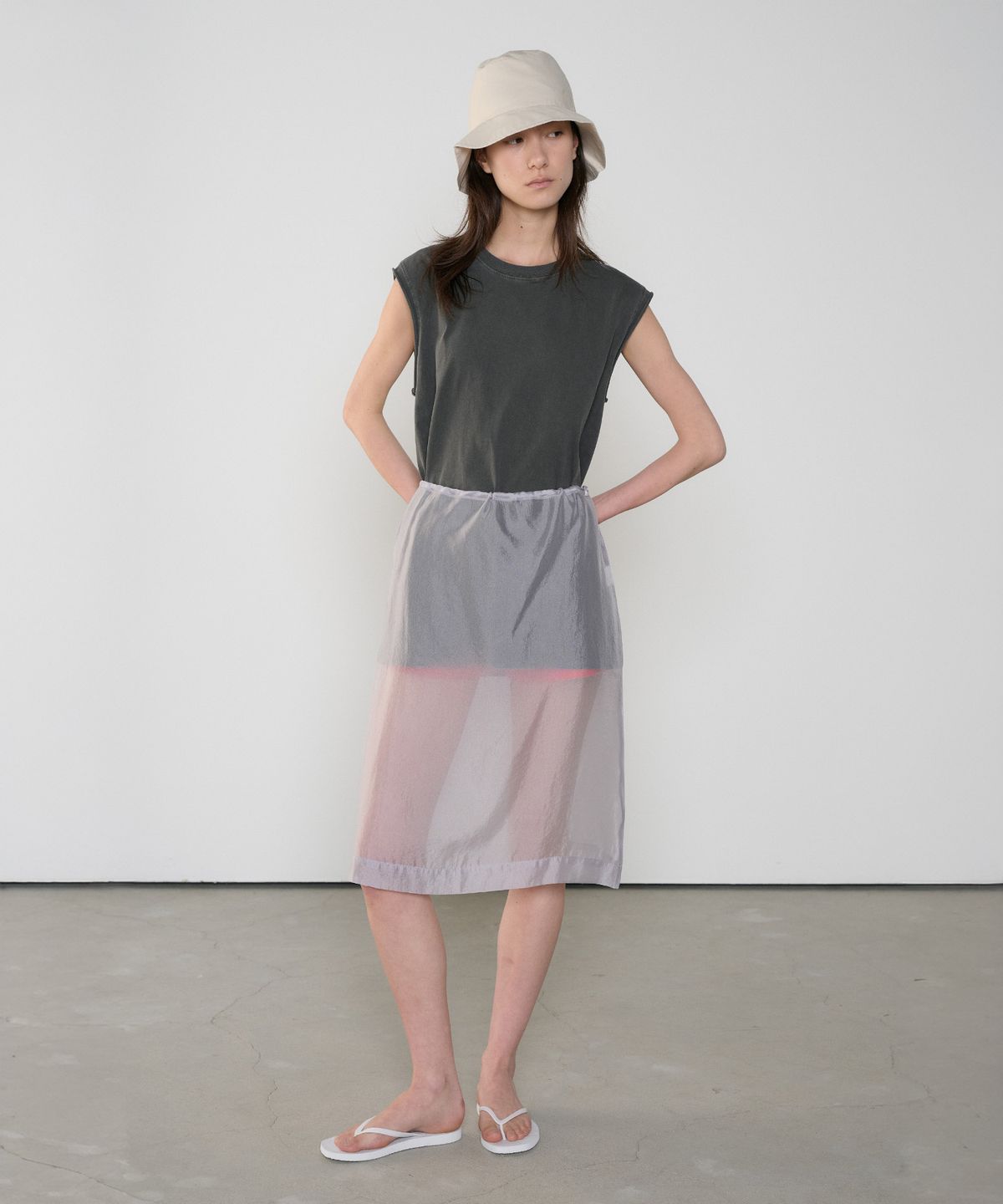 정감 스튜디오(JEONGGAM STUDIOS) Pigment Dyed Cut Off Sleeveless