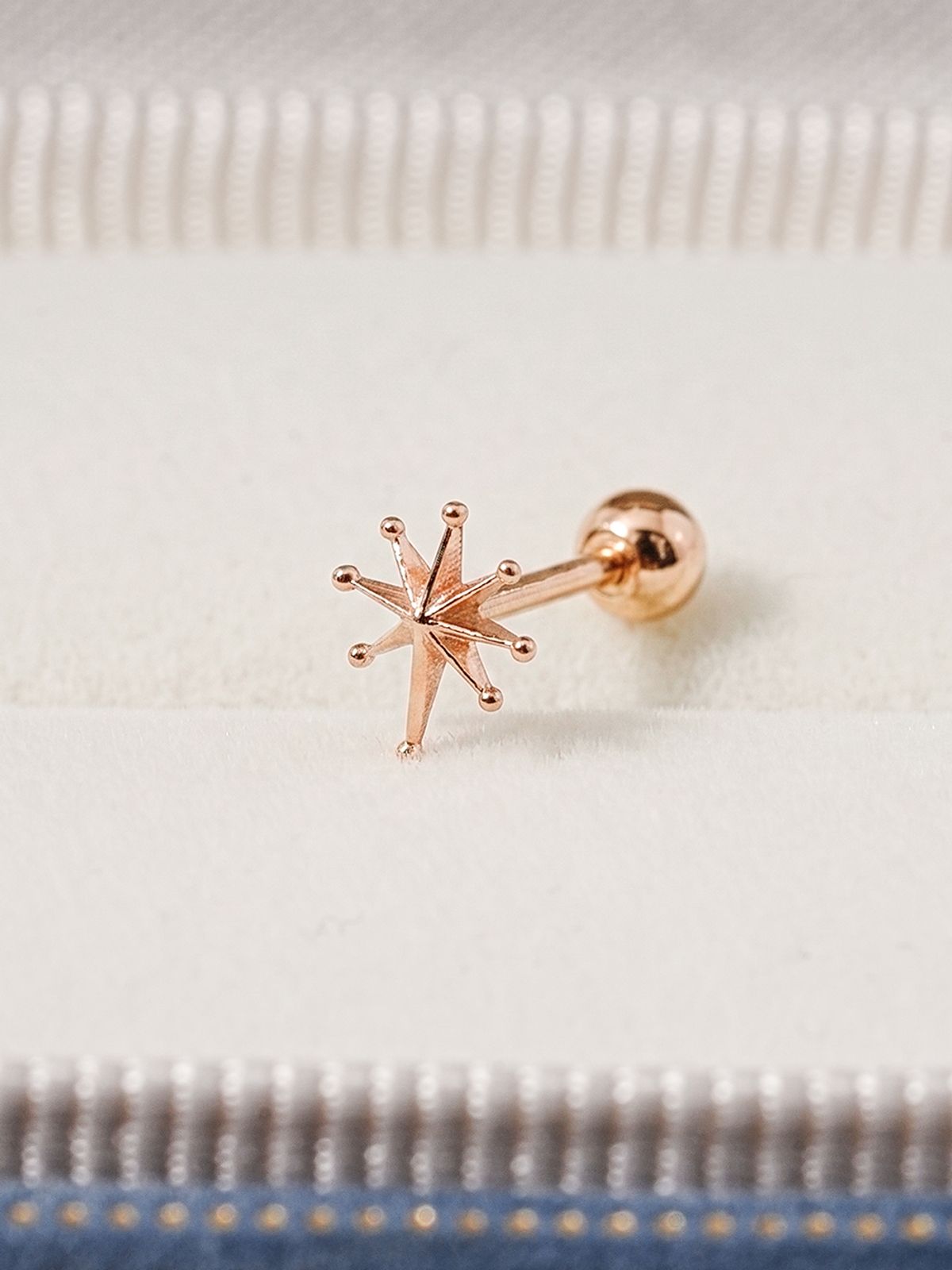 미니멀피어싱(MINIMALPIERCING) 14K 스텔라 스파이크 피어싱 귀걸이