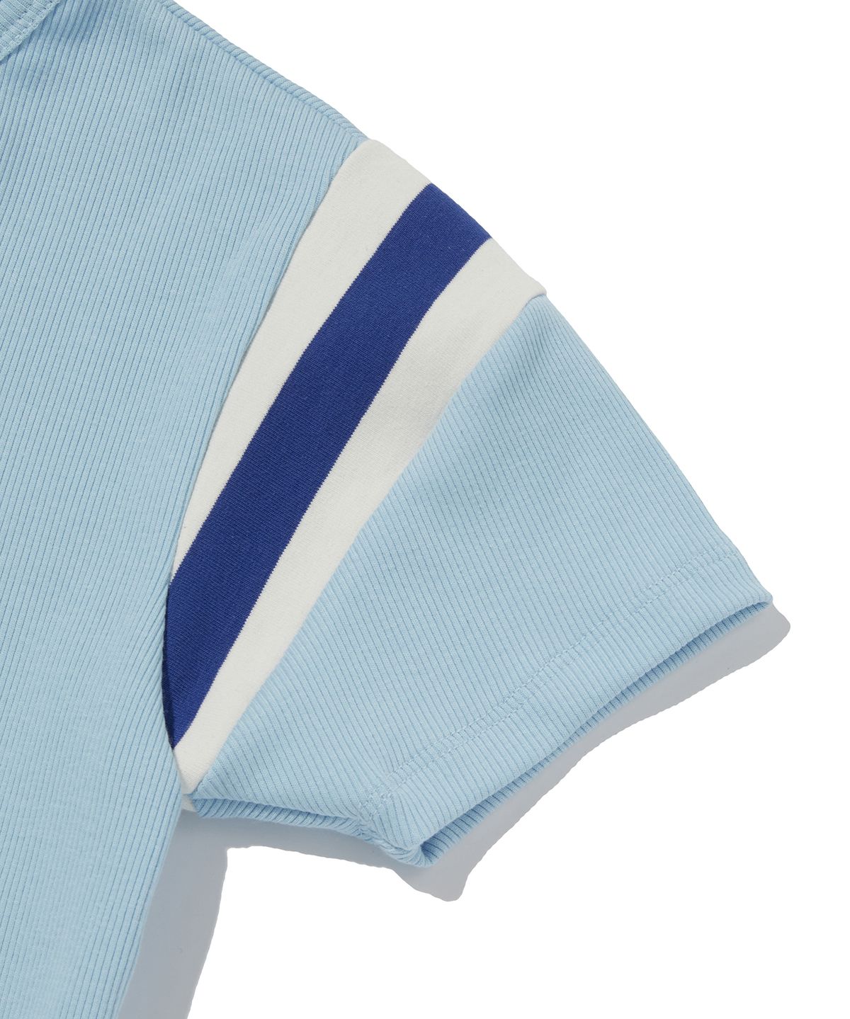 스웨이드(SUADE) STRIPED SHOULDER CROP TEE [SKY BLUE]