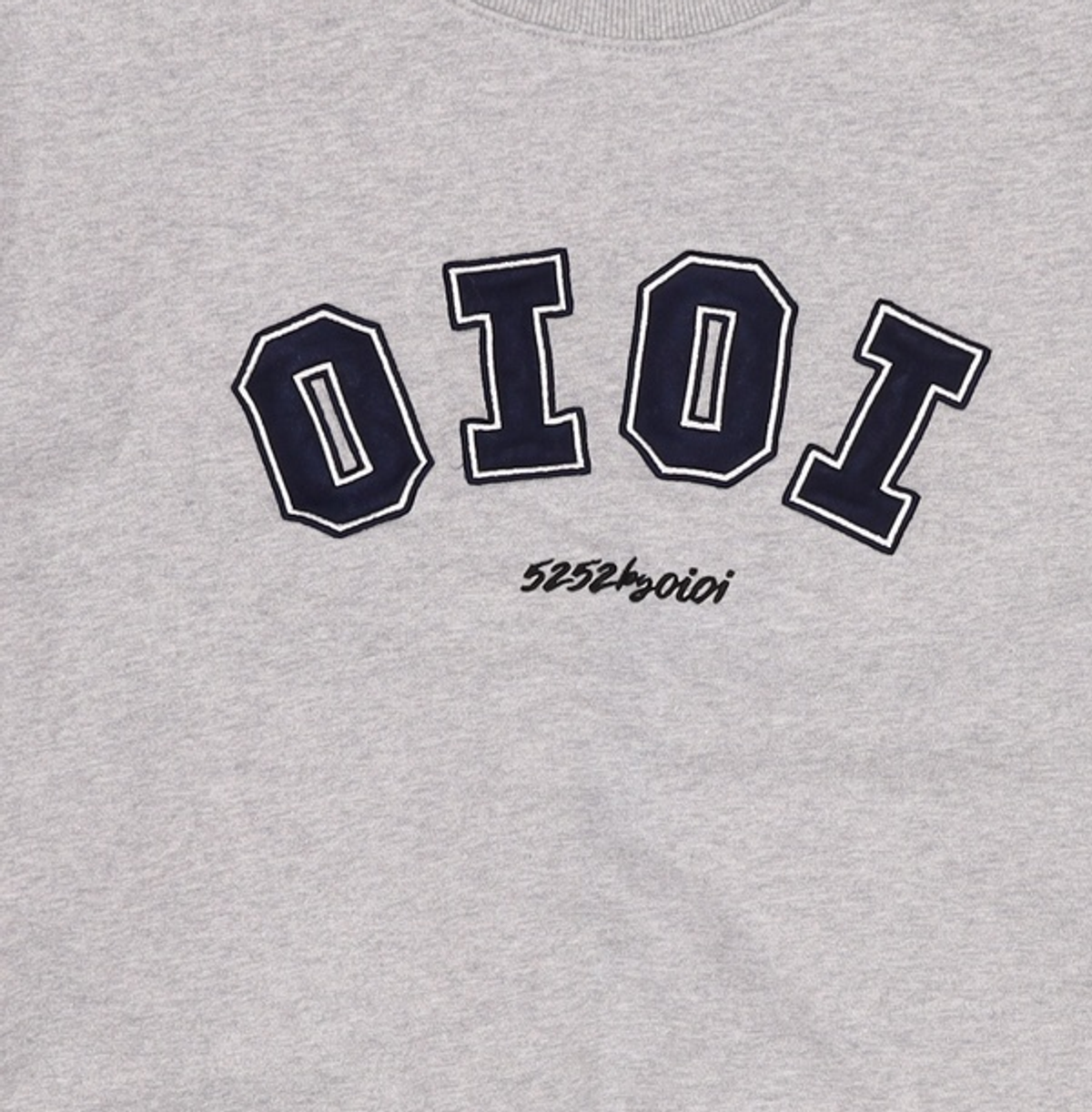 오아이오아이 컬렉션(OiOi Collection) 맨투맨/스웨트셔츠 S
