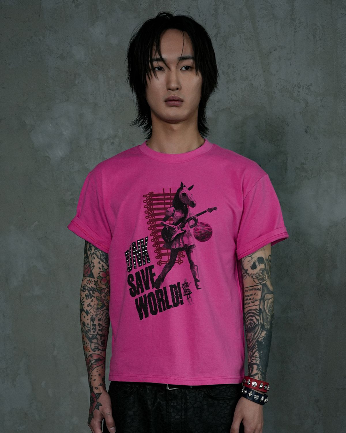 엔엔피스(NNPCS) Punk Save World Tee (PINK)