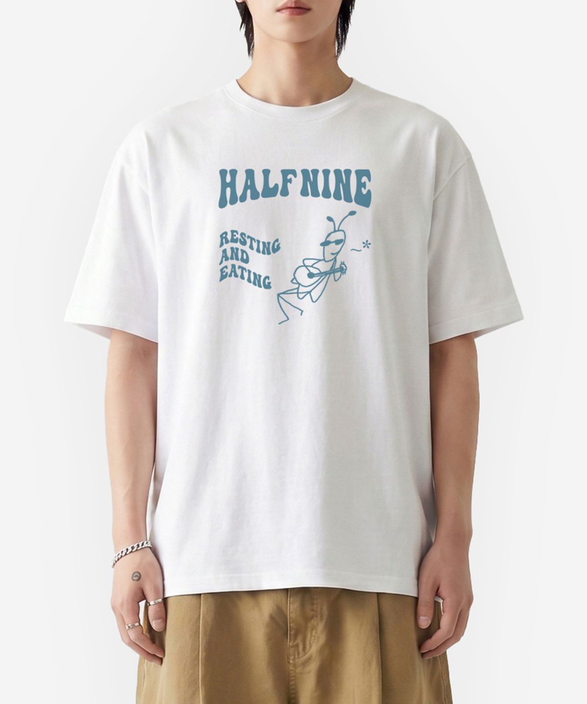 하프나인(HALFNINE) 레스팅 앤 데이팅 드로잉 반팔티 I05BRD_HBX11331
