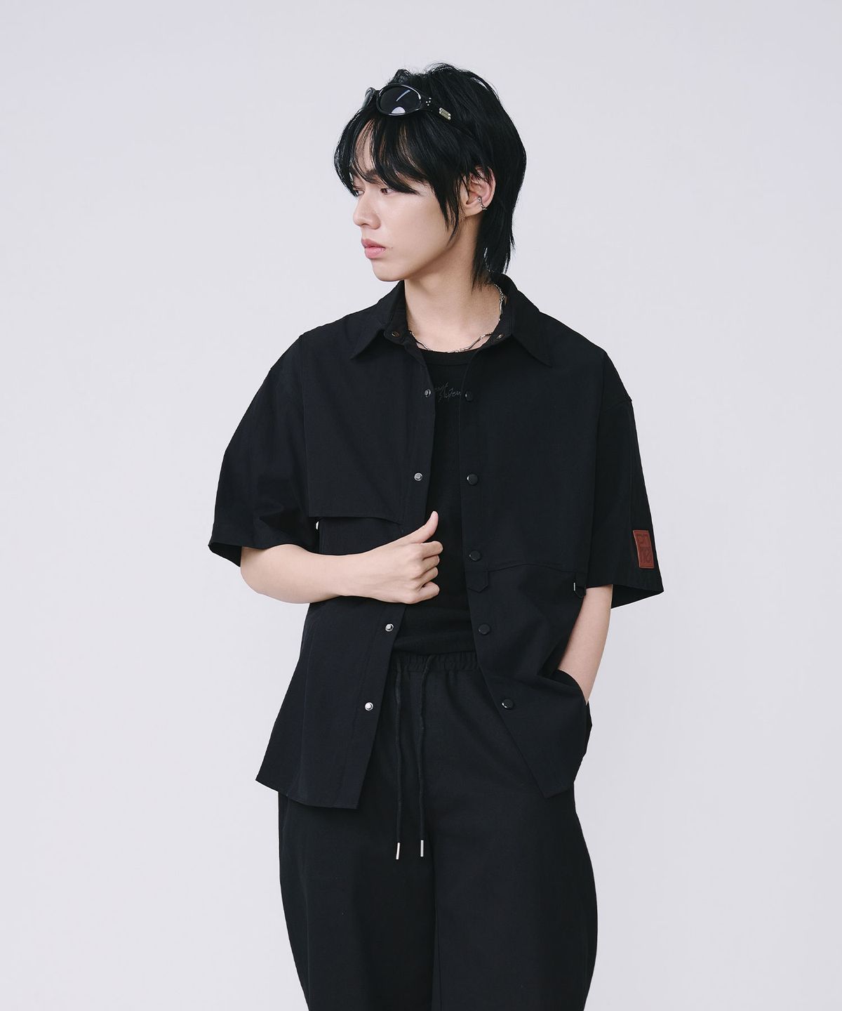 텐 패스트 세븐(TEN PAST SEVEN) 유틸리티 스냅 하프 셔츠 (2 Colors)
