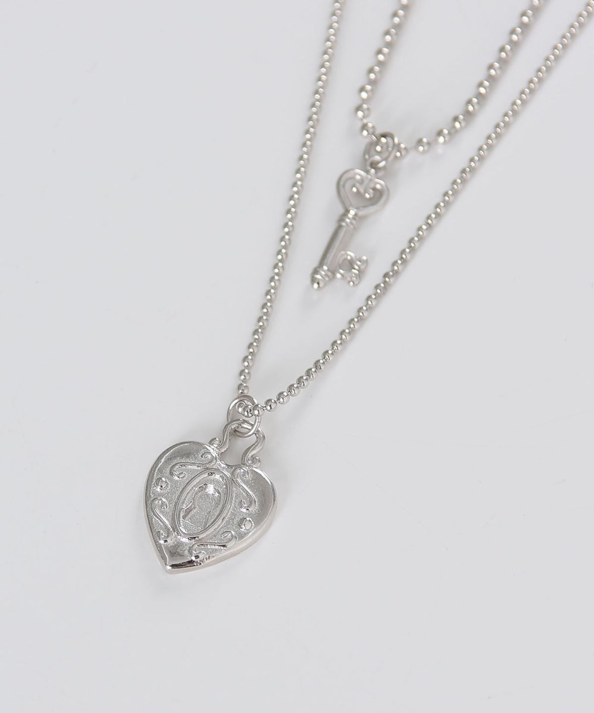 러브트릭스(LOVETRIX) 2way heart lace key&lock Necklace