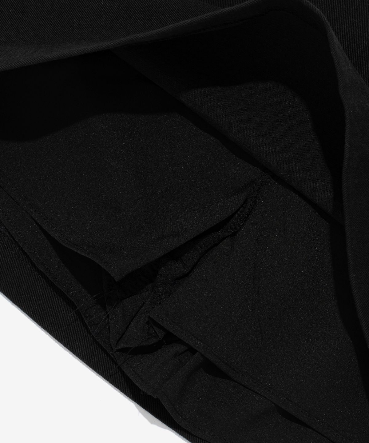 서울어패럴(SEOUL APPAREL) 로우 무드 스커트 팬츠 (블랙)