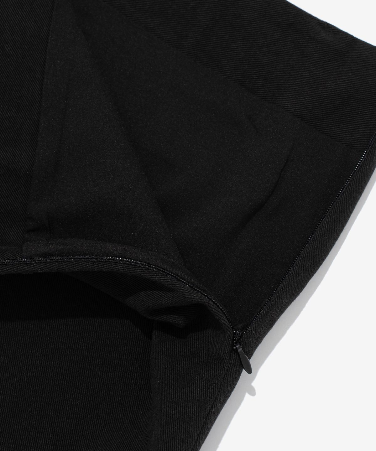 서울어패럴(SEOUL APPAREL) 로우 무드 스커트 팬츠 (블랙)