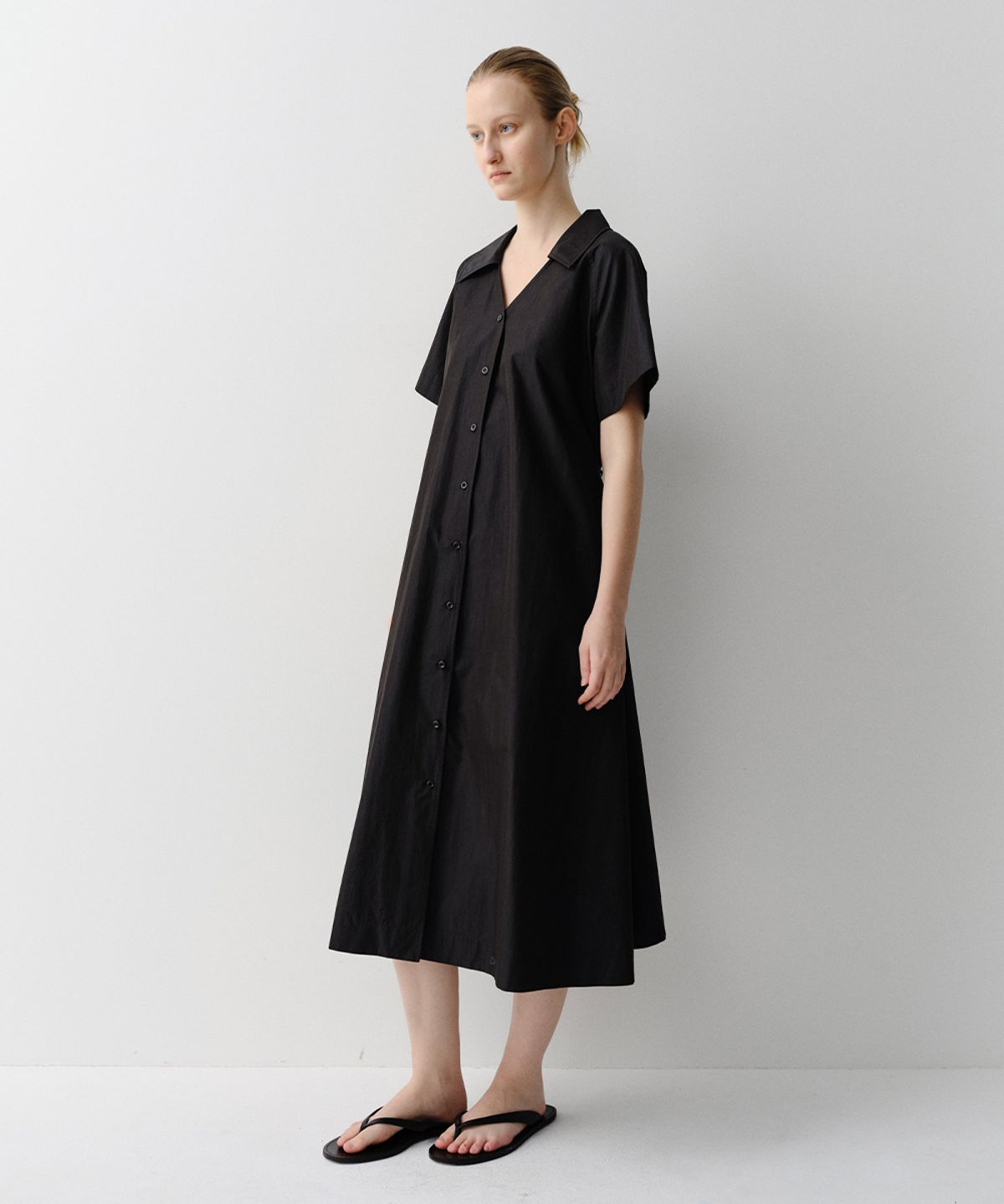 이아(EAAH) ROWEN MAXI DRESS (BLACK)