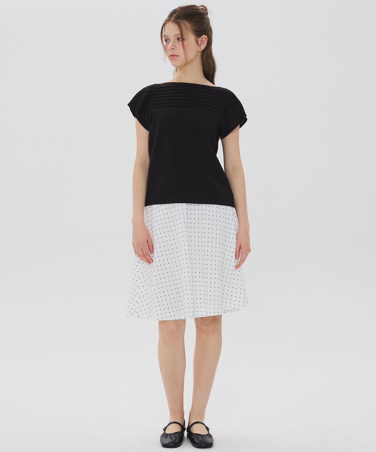 뉴루키(NEW LOOKY) Pintuck blouse_Black