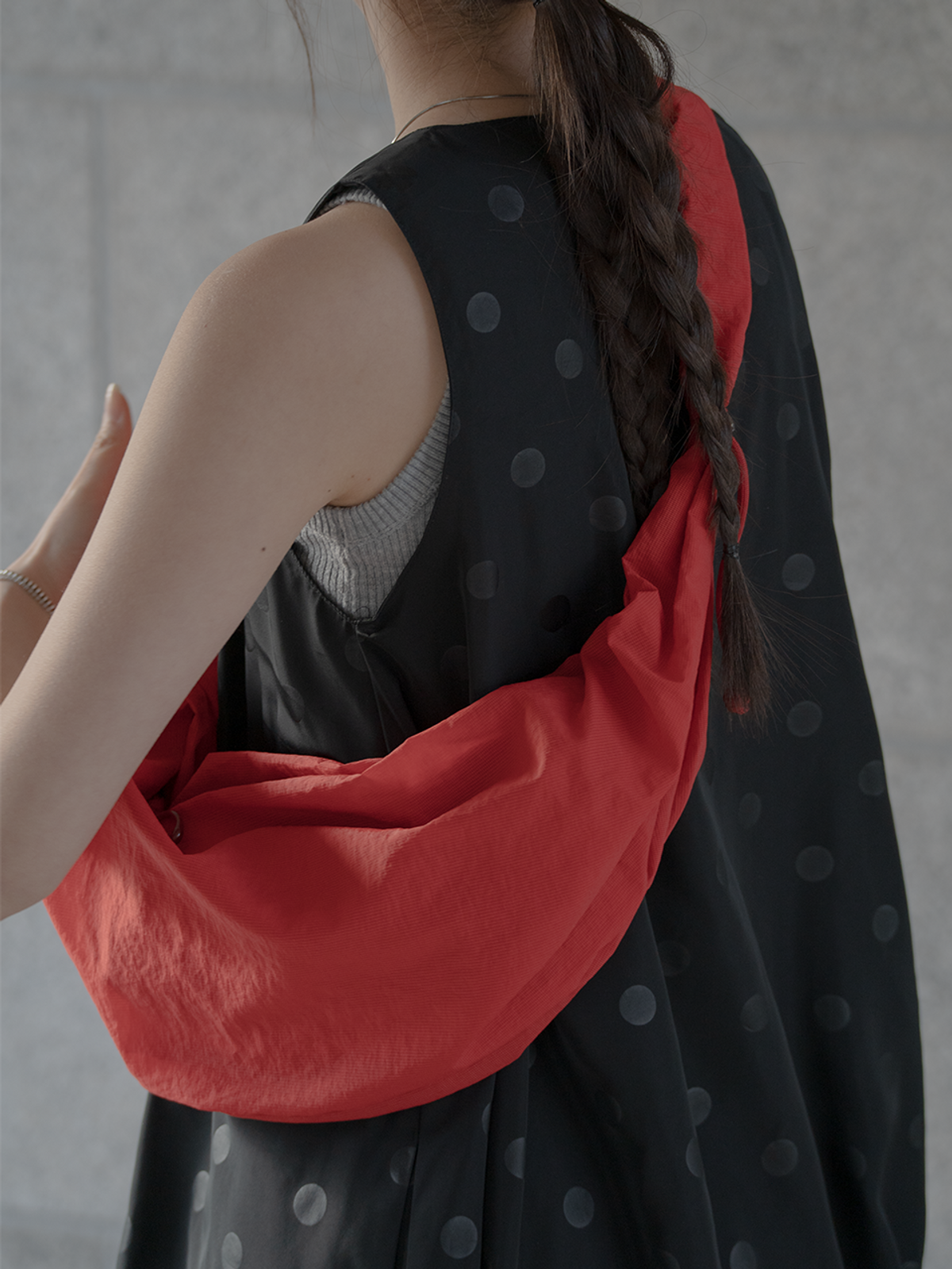 아코크(ACOC) Small Tangle Twist Bag_Red