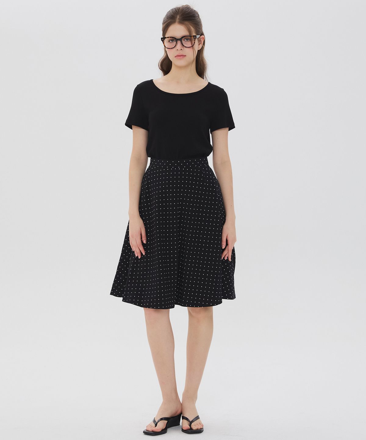 뉴루키(NEW LOOKY) U-Neck Ribbon t-Shirt_Black
