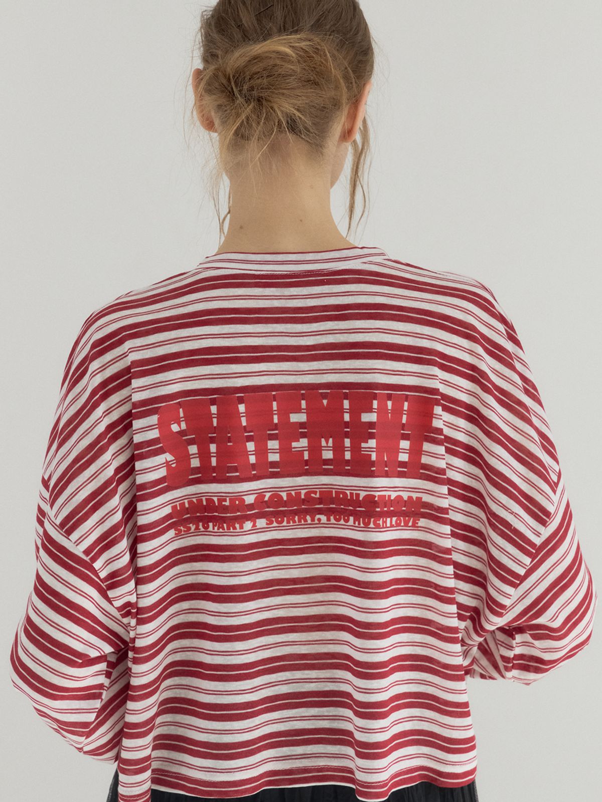 쏘리, 투 머치 러브(SORRY, TOO MUCH LOVE) Cropped Stripe Loose Fit Collar Top_Red