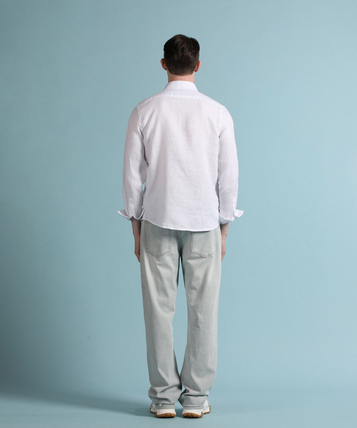 빠니깔레(PANICALE) 화이트 페탈 로고 리넨 셔츠