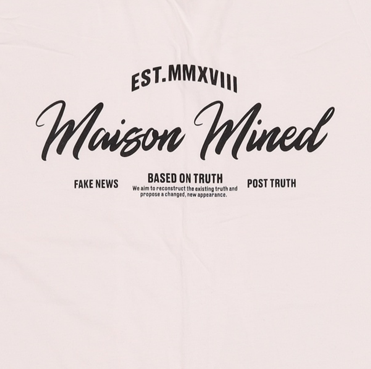 메종미네드(MAISON MINED) SCRIPT TYPE HALF T WHITE L