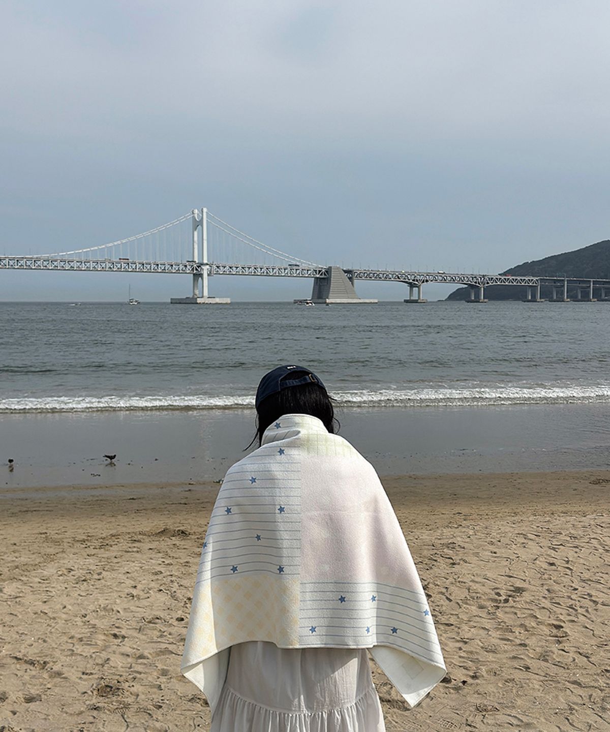 러움(RUGUM) 밀키패치워크 비치타올