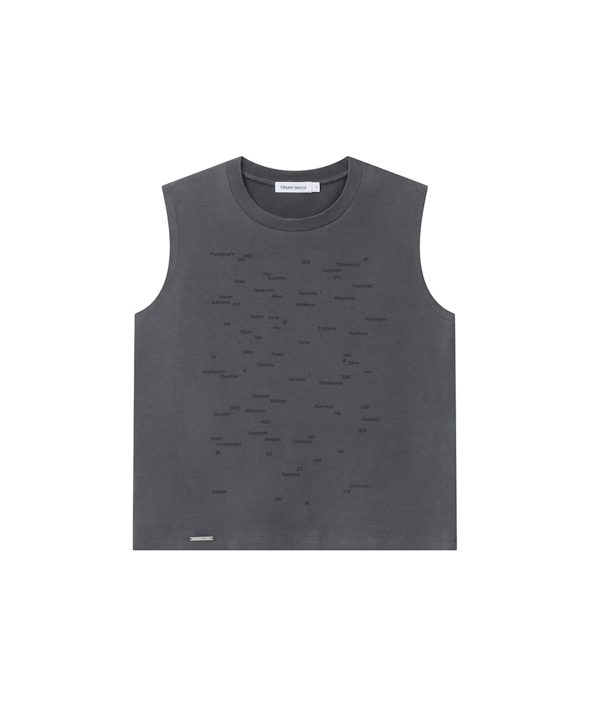 미세키서울(MISEKI SEOUL) Typographic semi crop sleeveless CHARCOAL