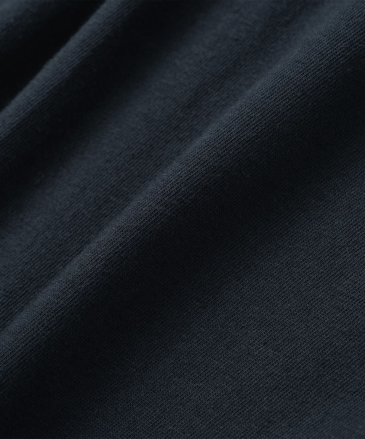 니티드(KNITTED) Mataiga 크롭 티셔츠 NAVY