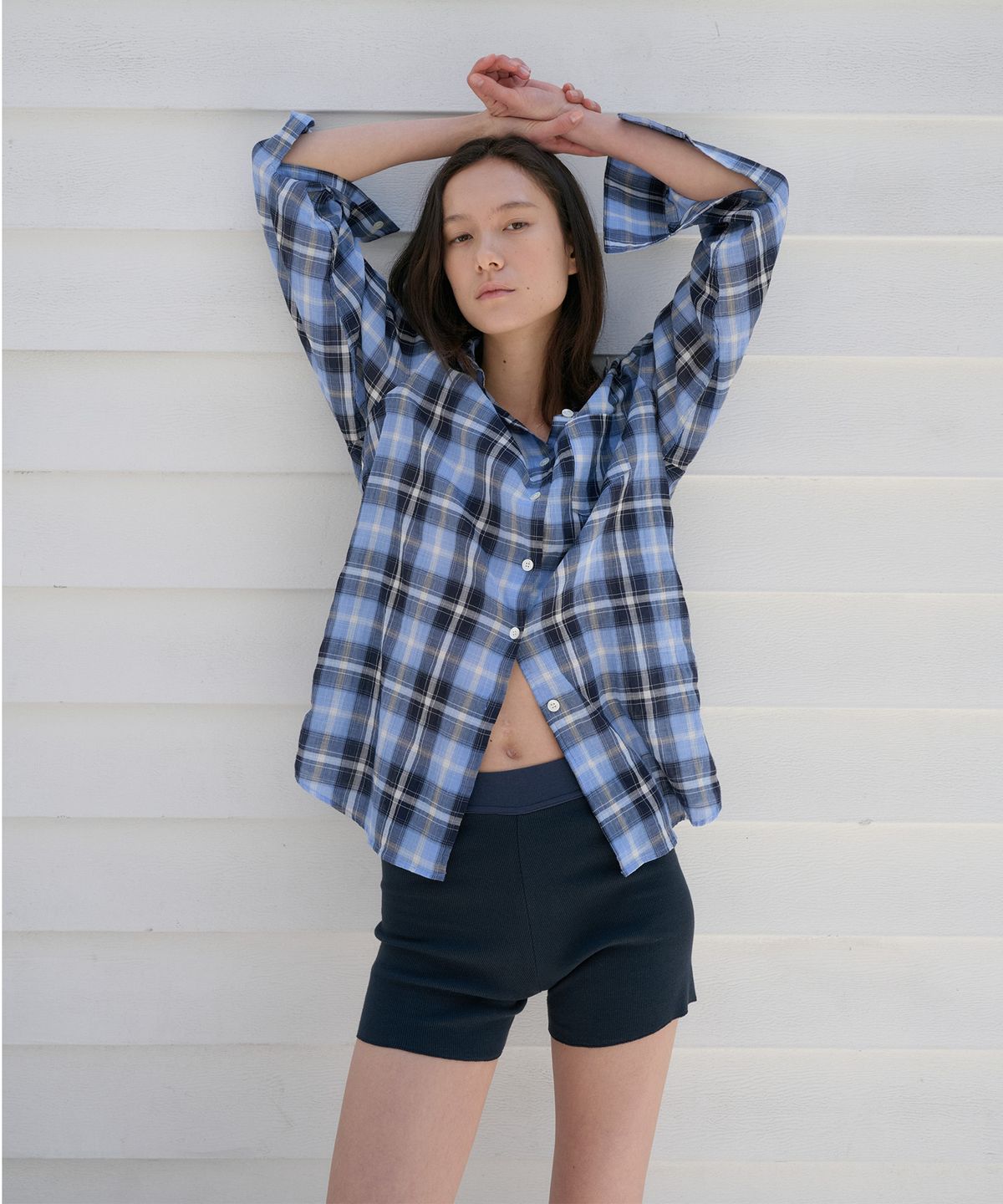 정감 스튜디오(JEONGGAM STUDIOS) Sheer Check Loose Shirt_2 Color