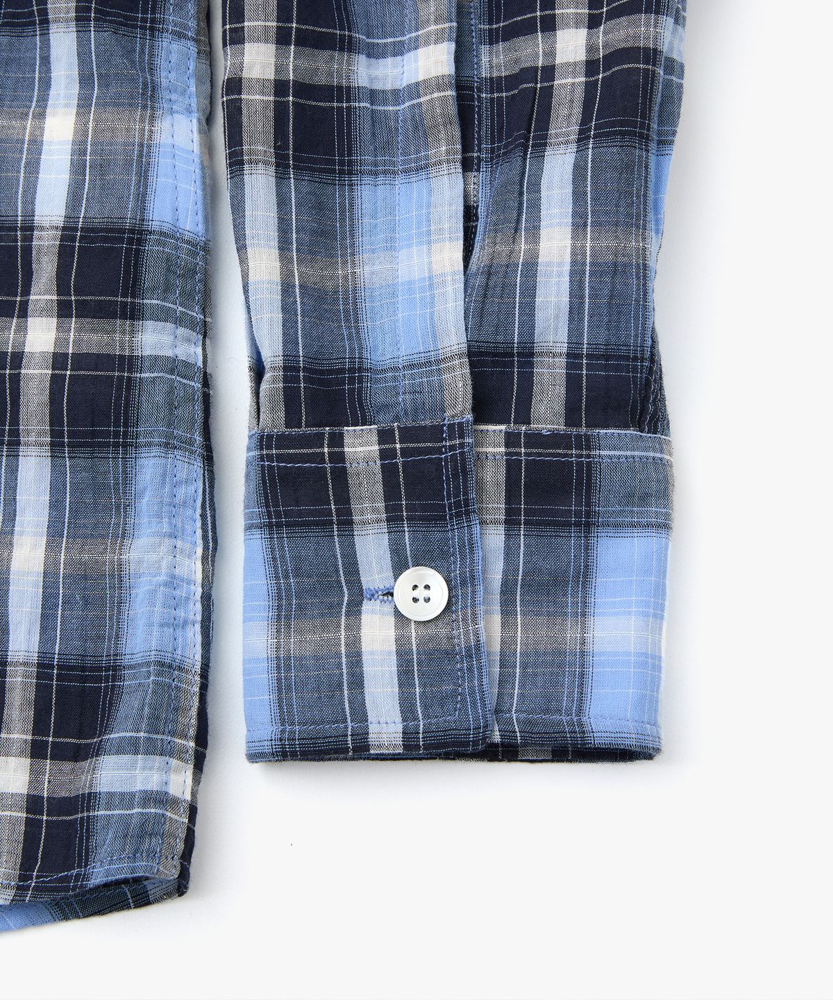 정감 스튜디오(JEONGGAM STUDIOS) Sheer Check Loose Shirt_2 Color