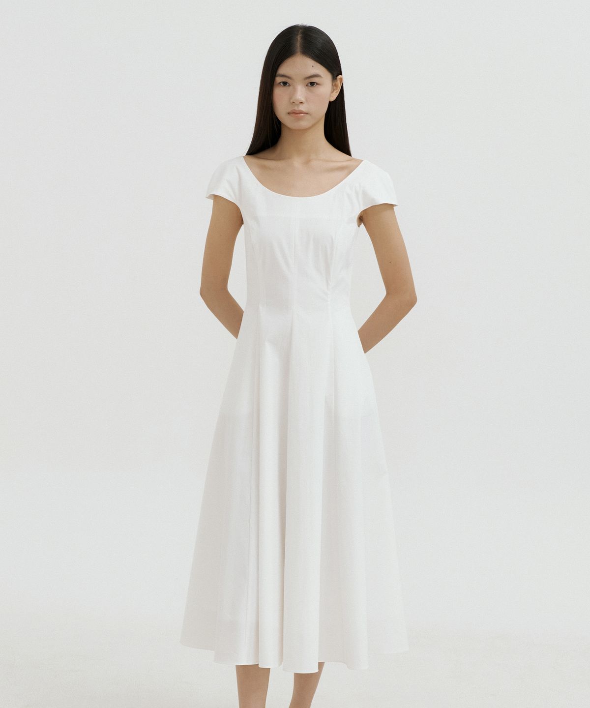 루시르주(LUCIR ZU) Mare Boatneck Flare Dress (ivory)