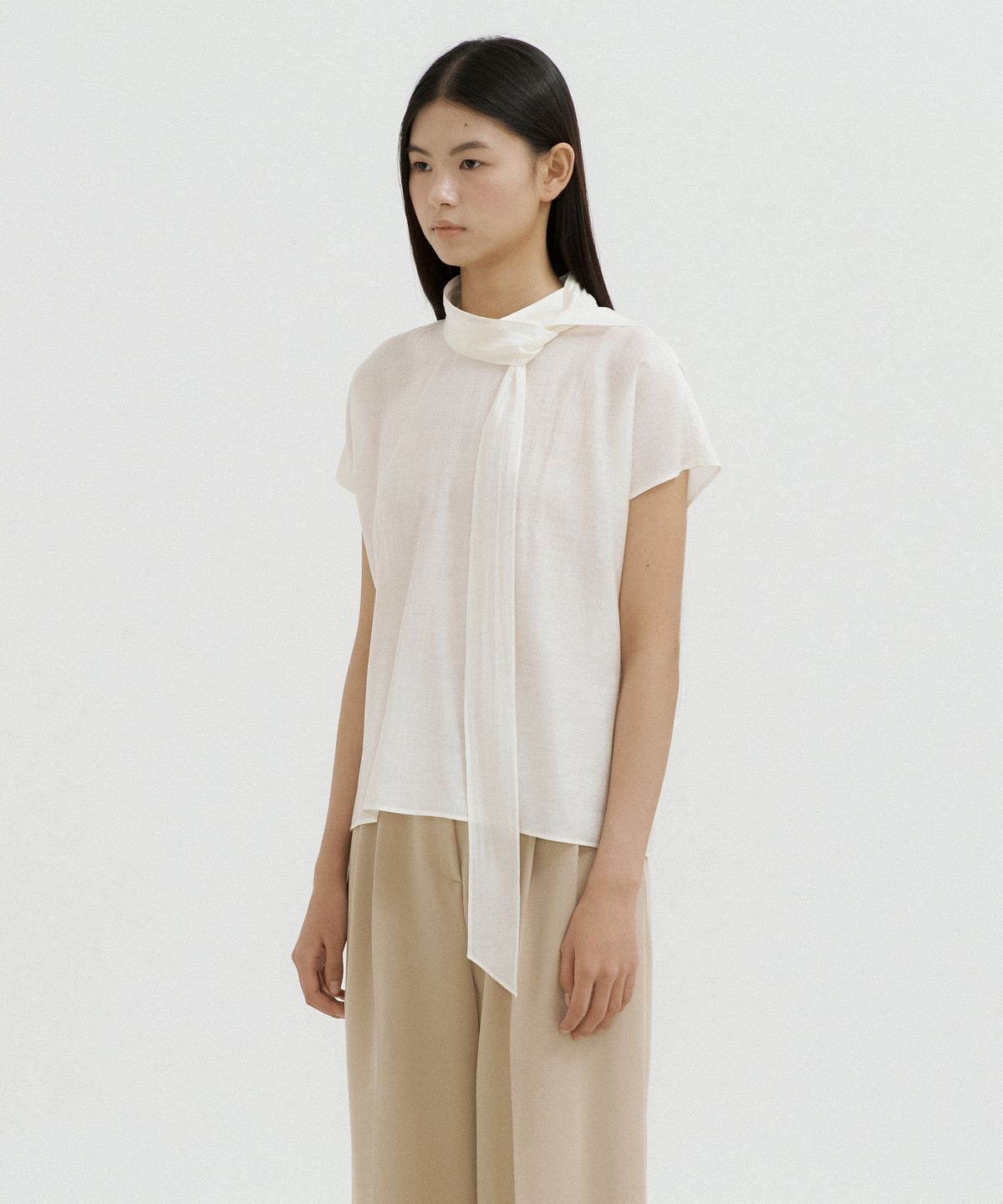 루시르주(LUCIR ZU) Silk Veil Scarf Blouse (ivory)