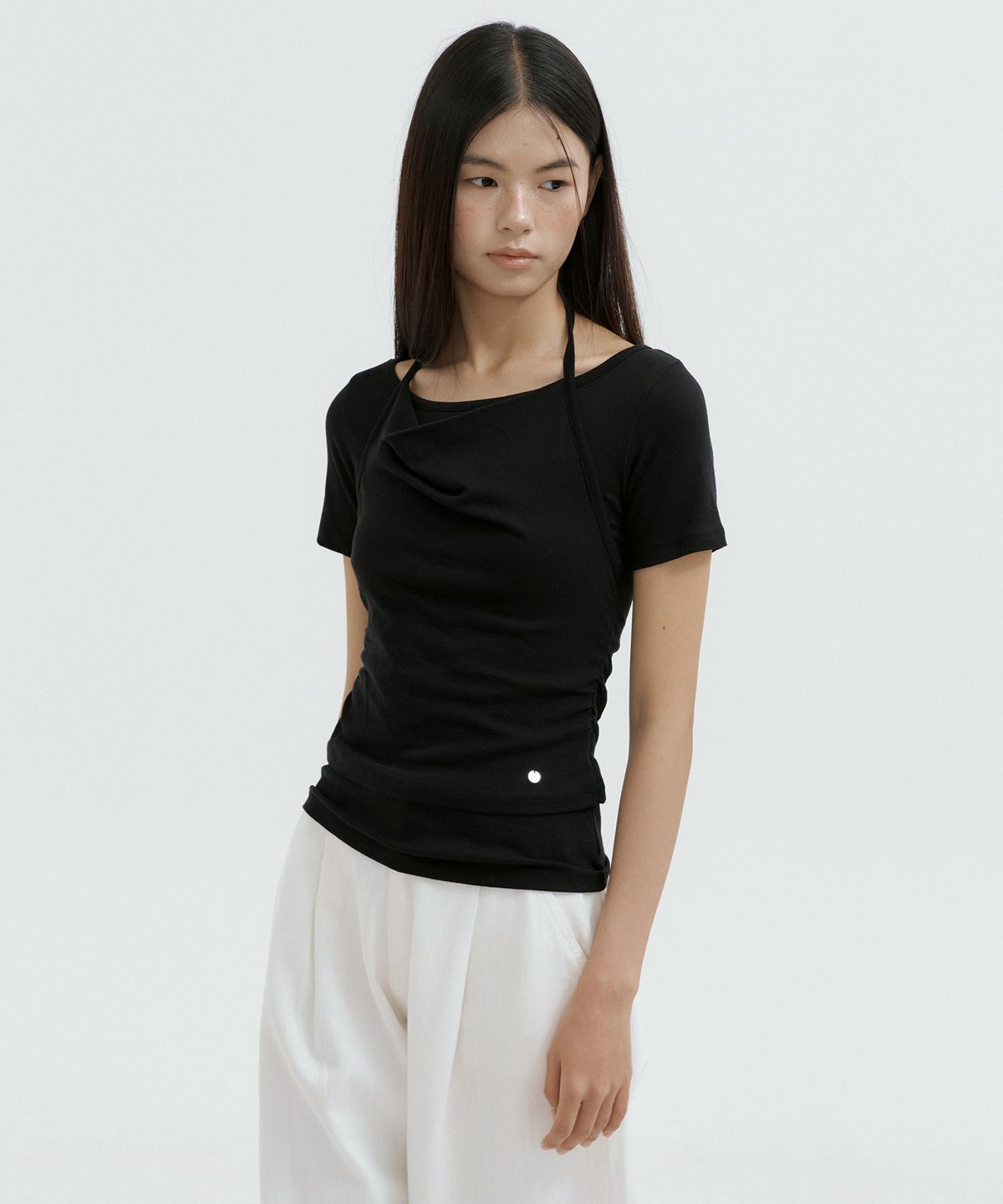루시르주(LUCIR ZU) Halter Layered Sleeve Top (black)