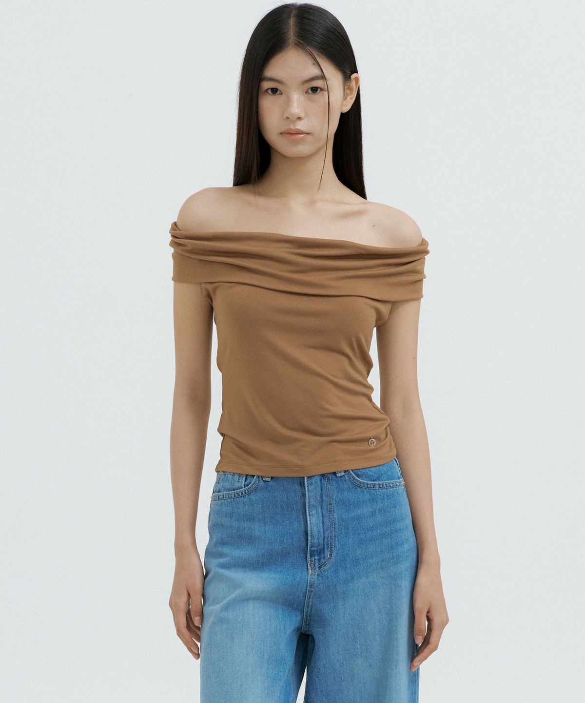 루시르주(LUCIR ZU) Convertible Drape Off-Shoulder Top (brown)