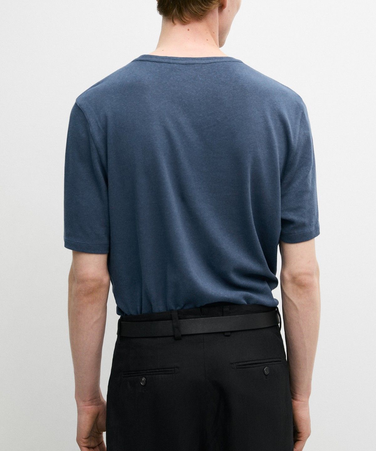 마시모두띠(MASSIMO DUTTI) 린넨 블렌드 반팔 티셔츠