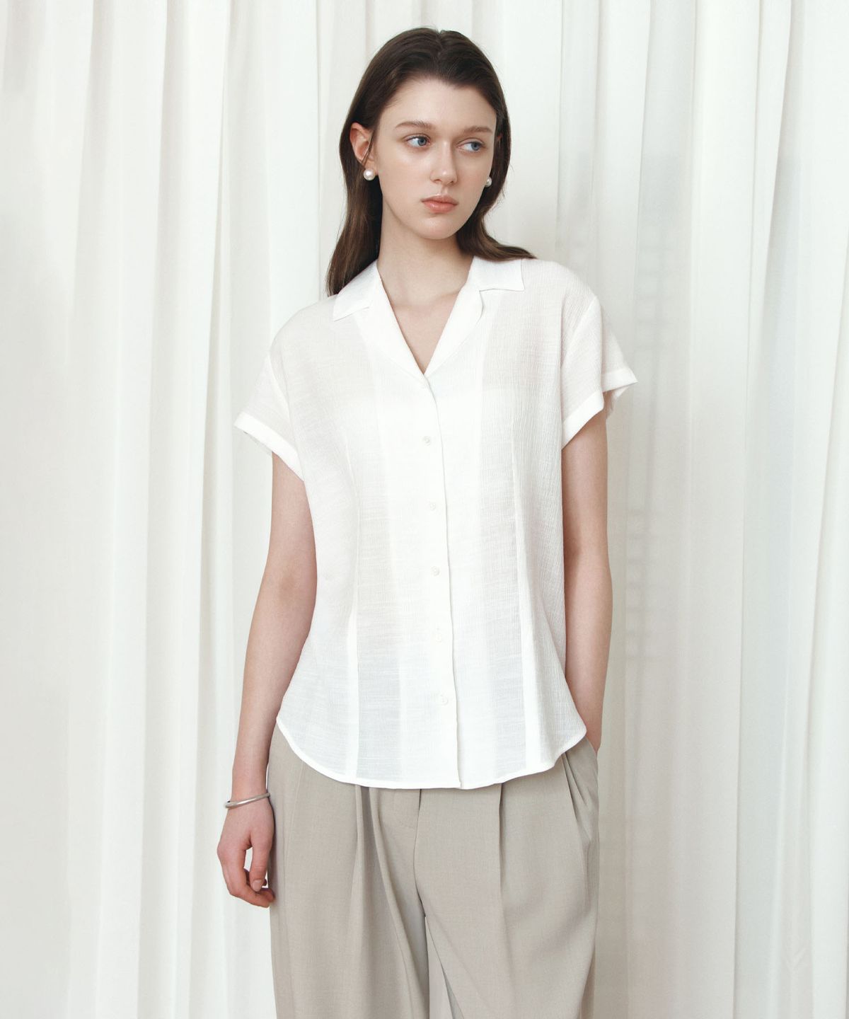 시야쥬(SIYAZU) SITP5292 오픈 카라 레트로 반팔 셔츠_White