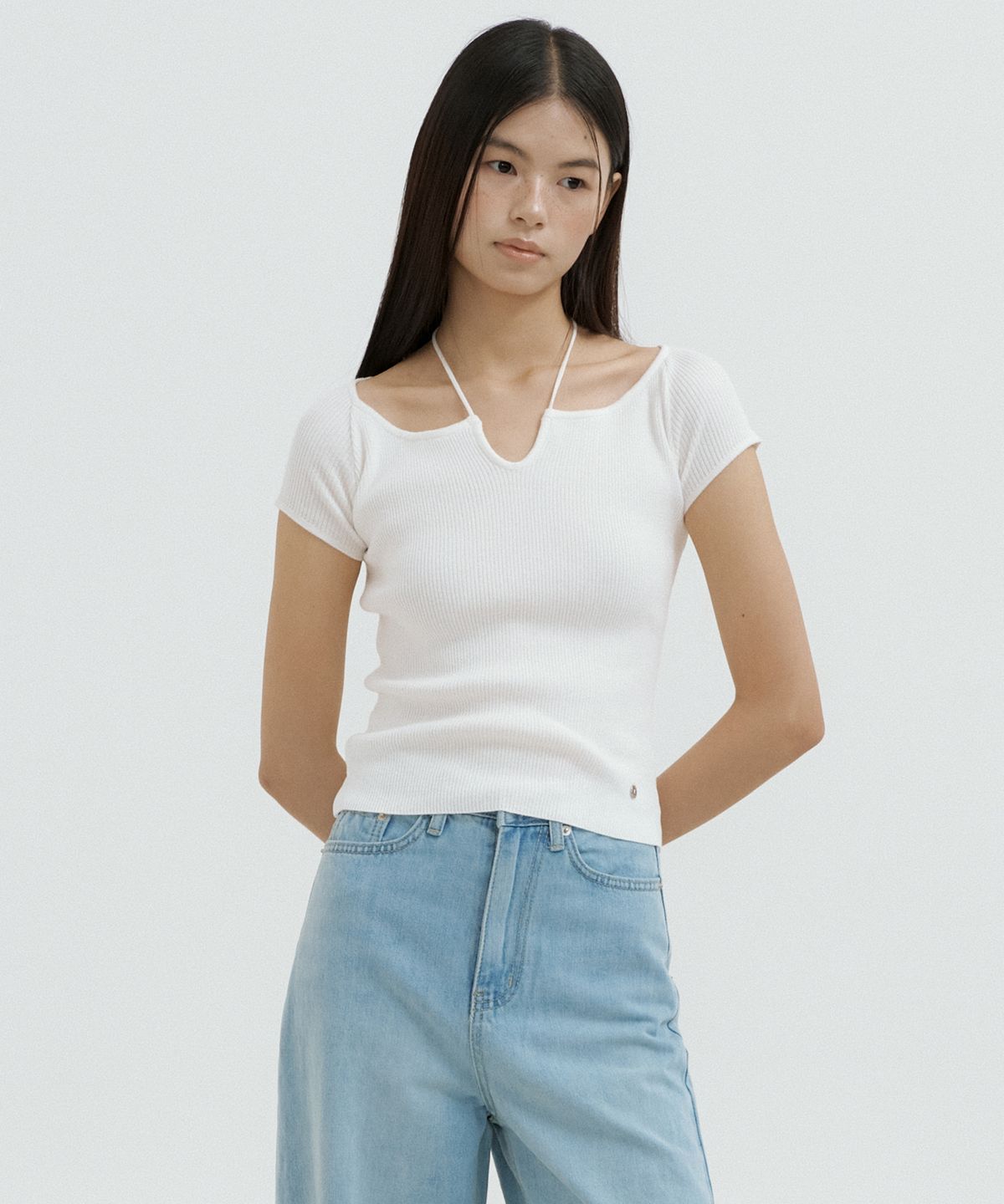 루시르주(LUCIR ZU) Strap Neck Ribbed Knit Top (ivory)