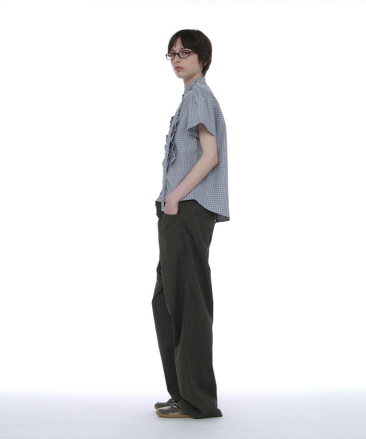 파르티멘토 우먼(PARTIMENTO WOMEN) 스카프 러플 핀턱 블라우스_스카이 체크