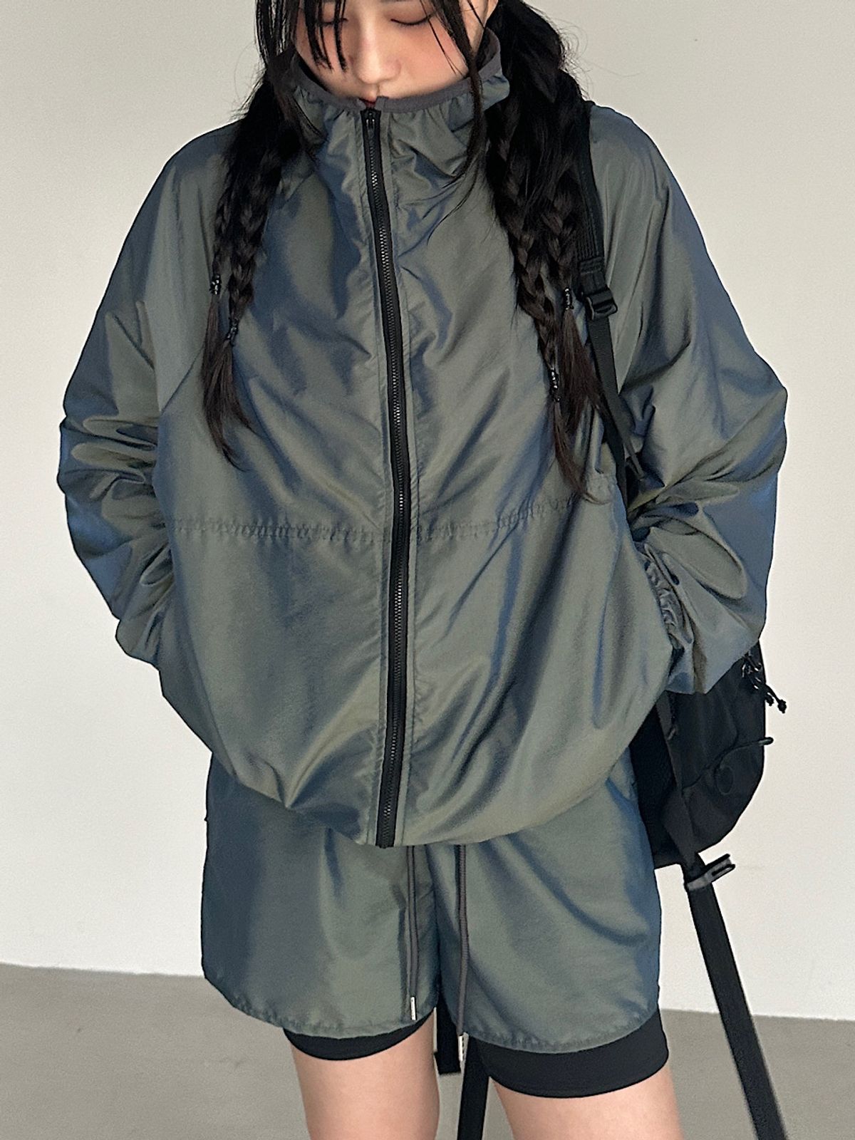 아포엠(APOEM) Veil Hydro Running Windbreaker