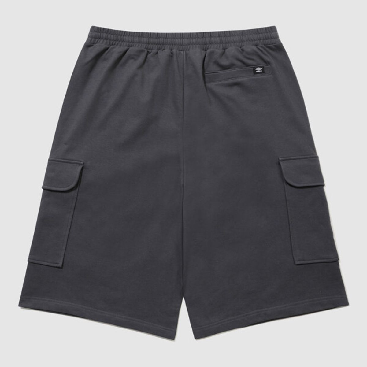 엄브로(UMBRO) [COOLING] 아이스코튼 카고 6부 버뮤다 반바지 차콜 UR221CHP64