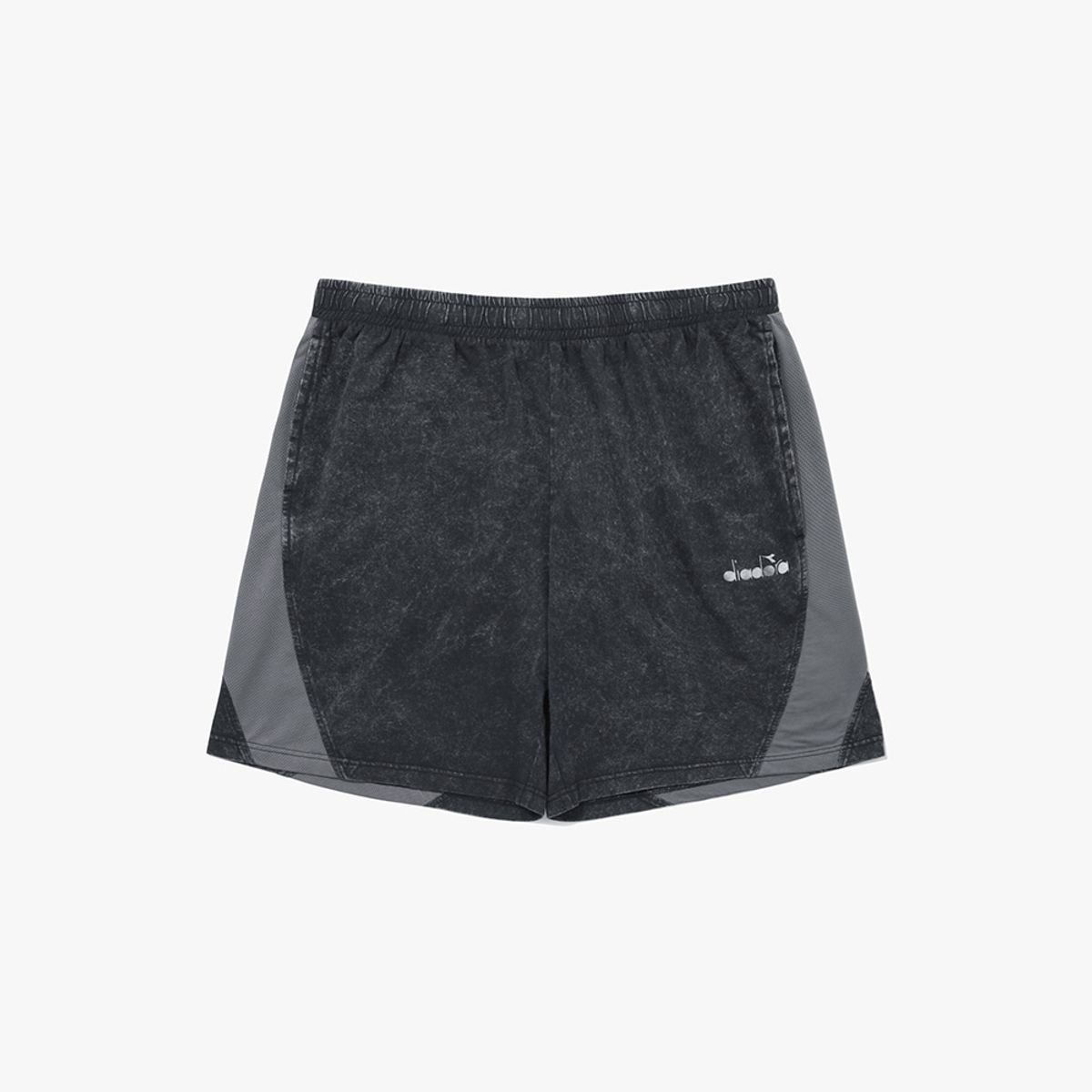 디아도라(diadora) 워싱 쇼츠 DARK GREY