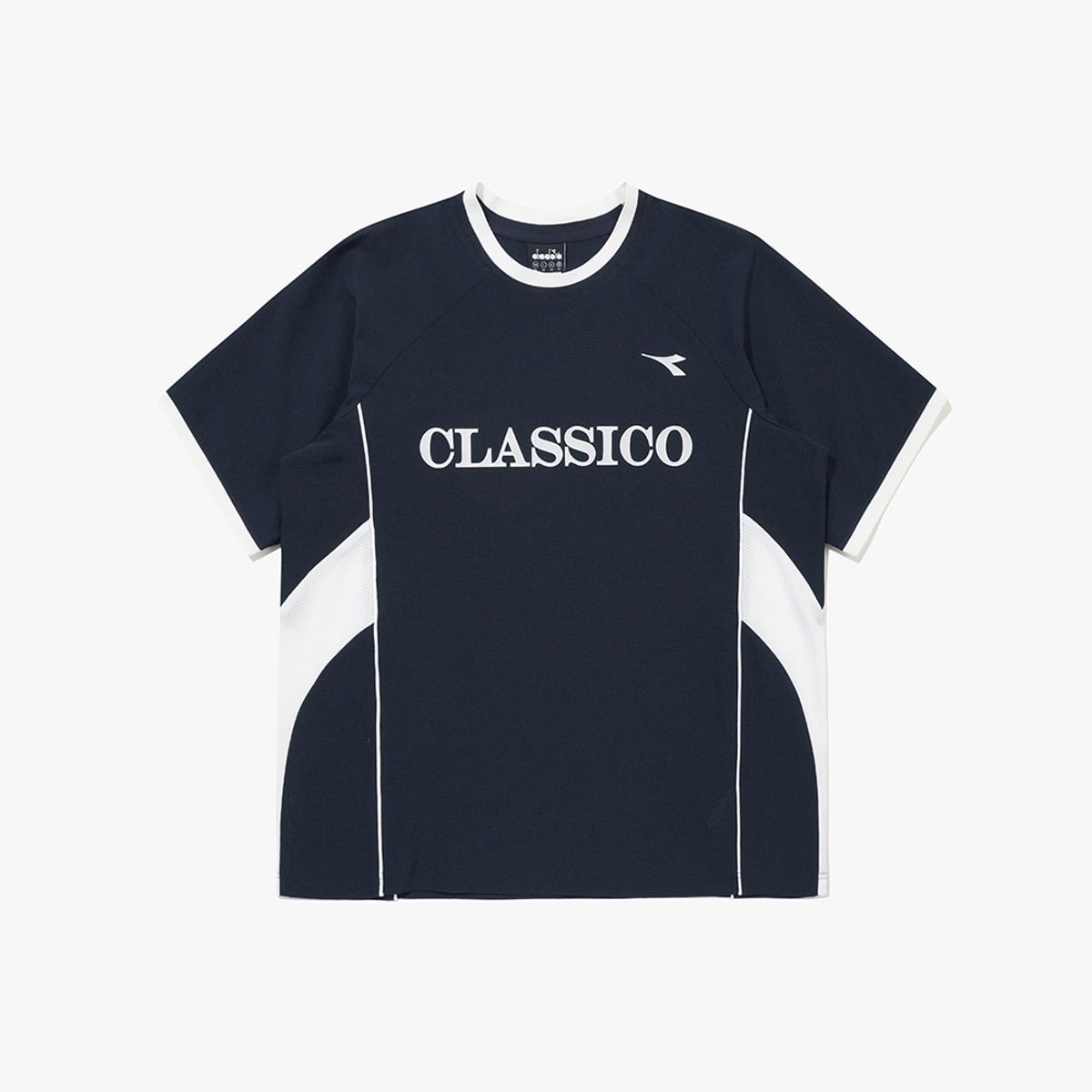 디아도라(diadora) 클라시코 우븐 반팔 피스테 NAVY