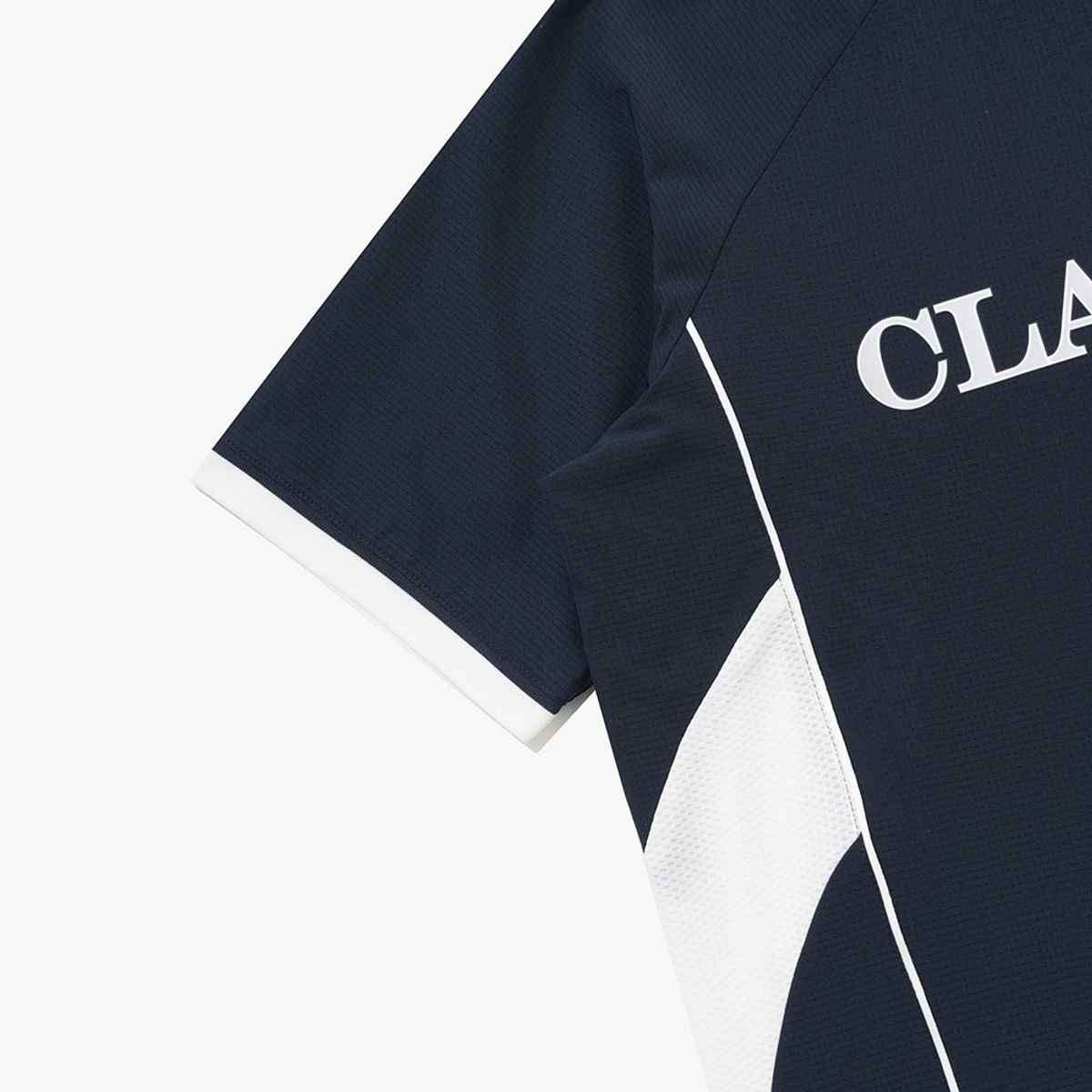 디아도라(diadora) 클라시코 우븐 반팔 피스테 NAVY