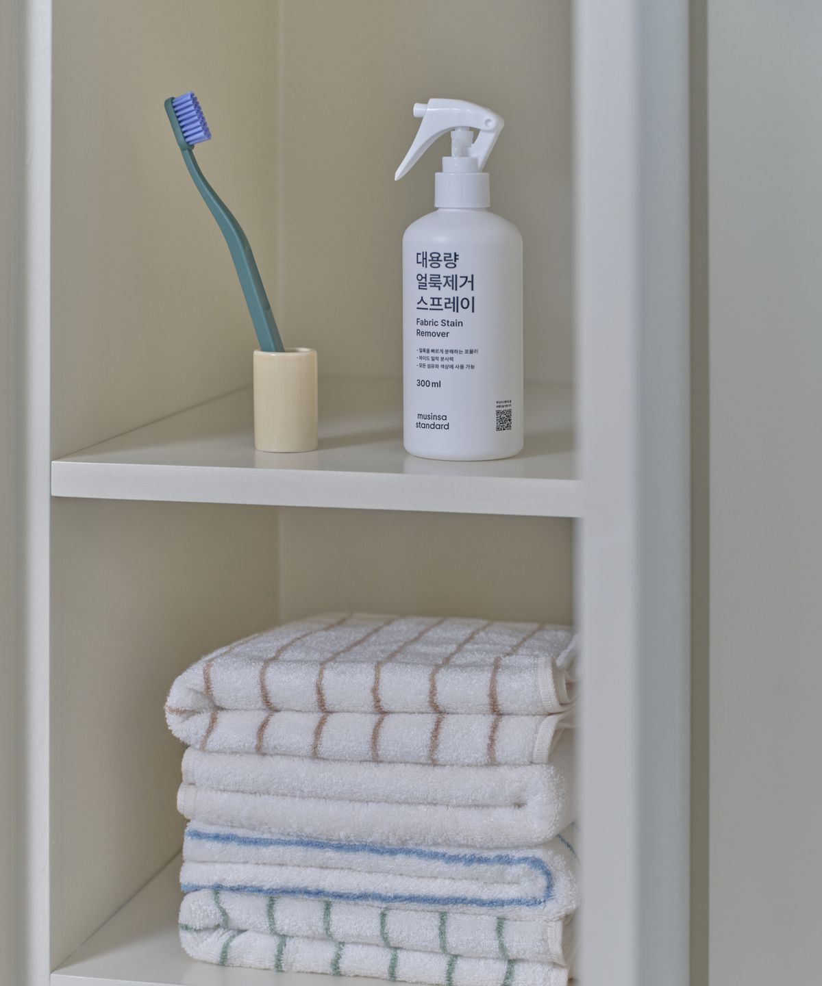 무신사 스탠다드 홈 & 프로덕트(MUSINSA STANDARD HOME & PRODUCTS) 대용량 얼룩제거 스프레이 300ml