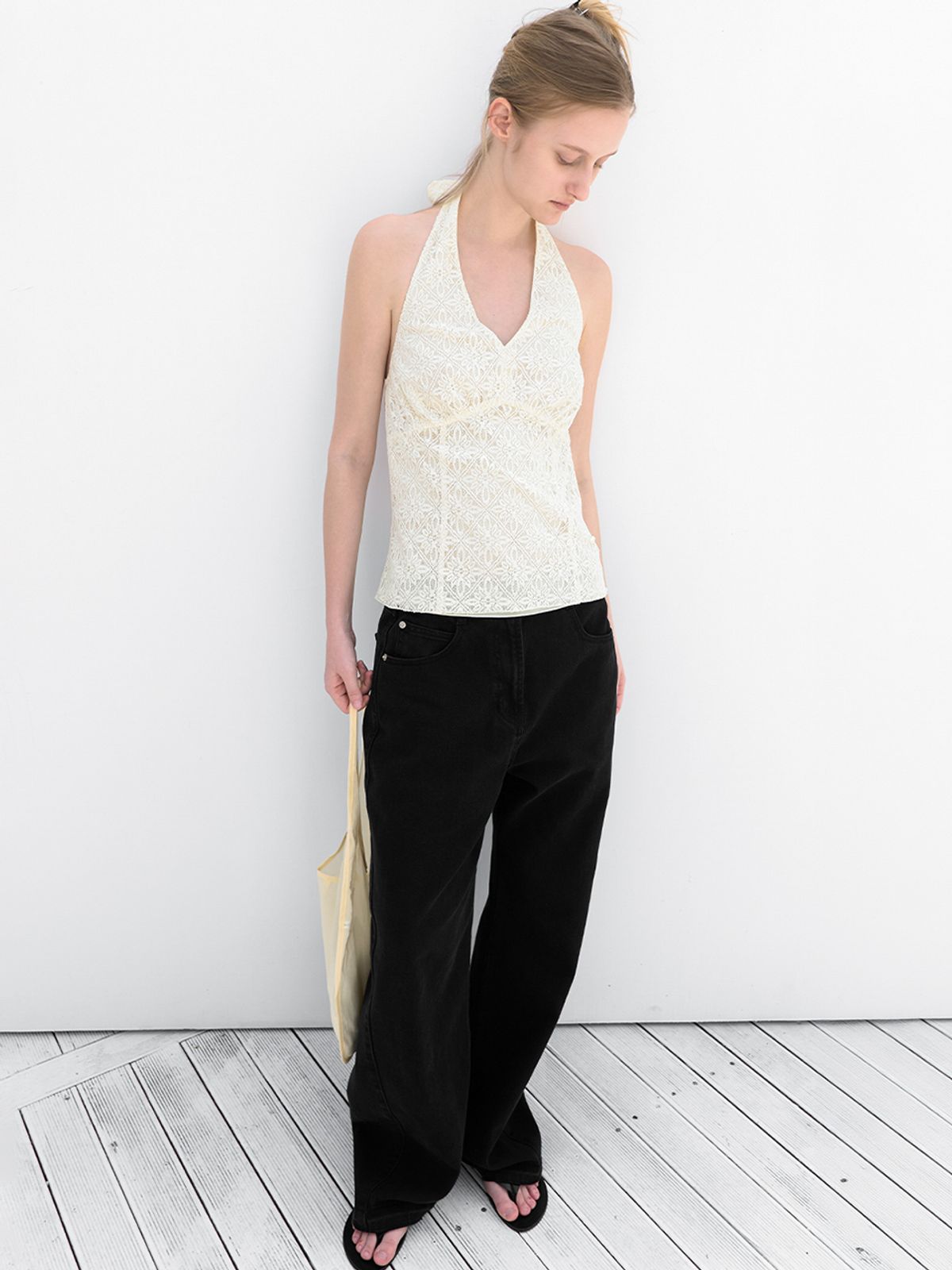 아틀리에 나인(ATELIER NAIN) LACE HALTER NECK TOP (BL-4428)