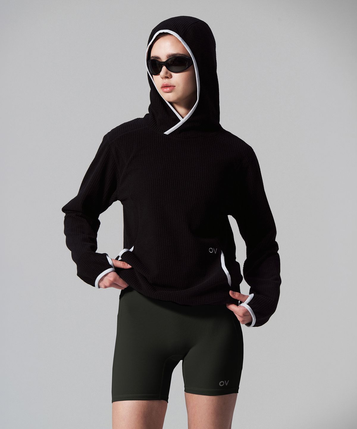 아웃도어 보이스(OUTDOOR VOICES) (W)Technol-OV™ SOFT FLEX LEGGINGS SHORTS (CHARCOAL)