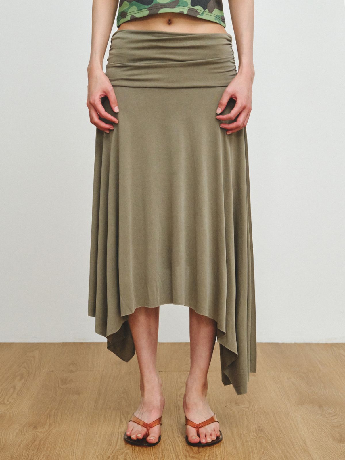 플리즈프로젝트(PLZPROJECT) WAIST SHIRRING SKIRT, TAUPE